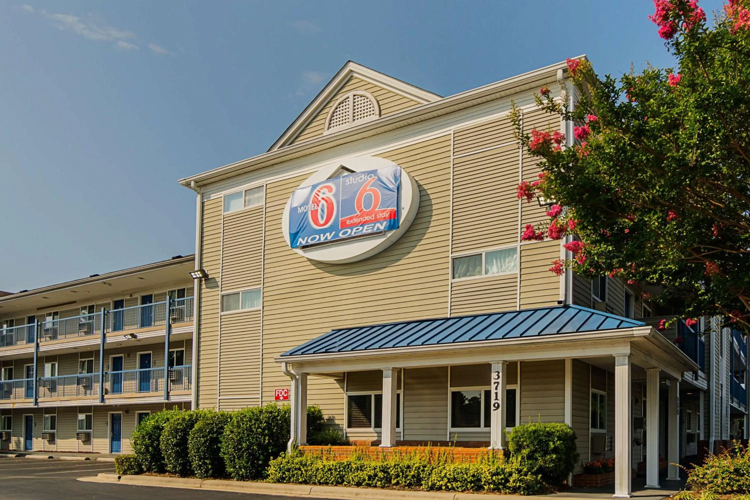 Property building in Motel 6-Fayetteville, NC - Fort Liberty Area