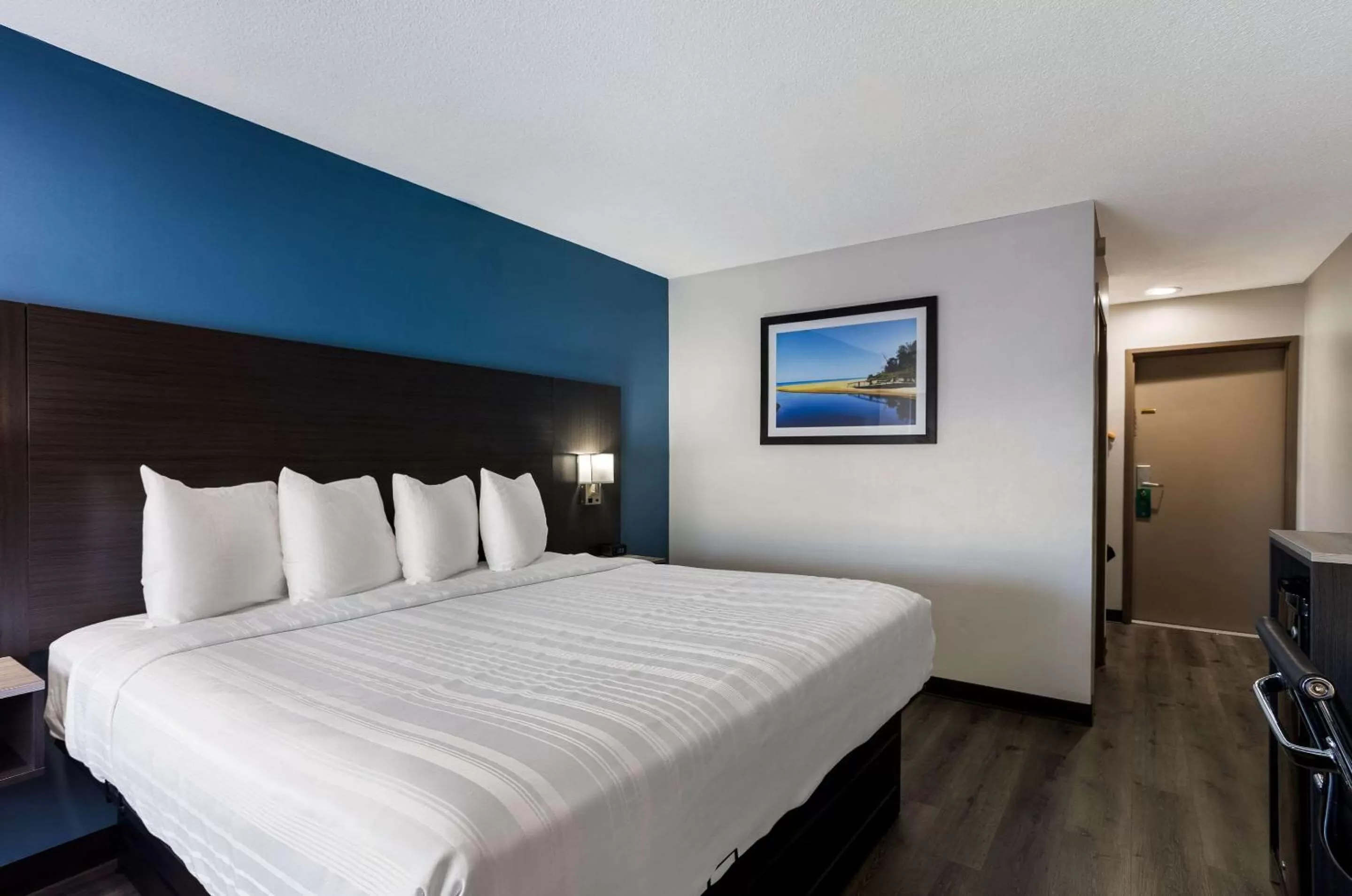 Bedroom, Bed in Quality Inn South Bend near Notre Dame