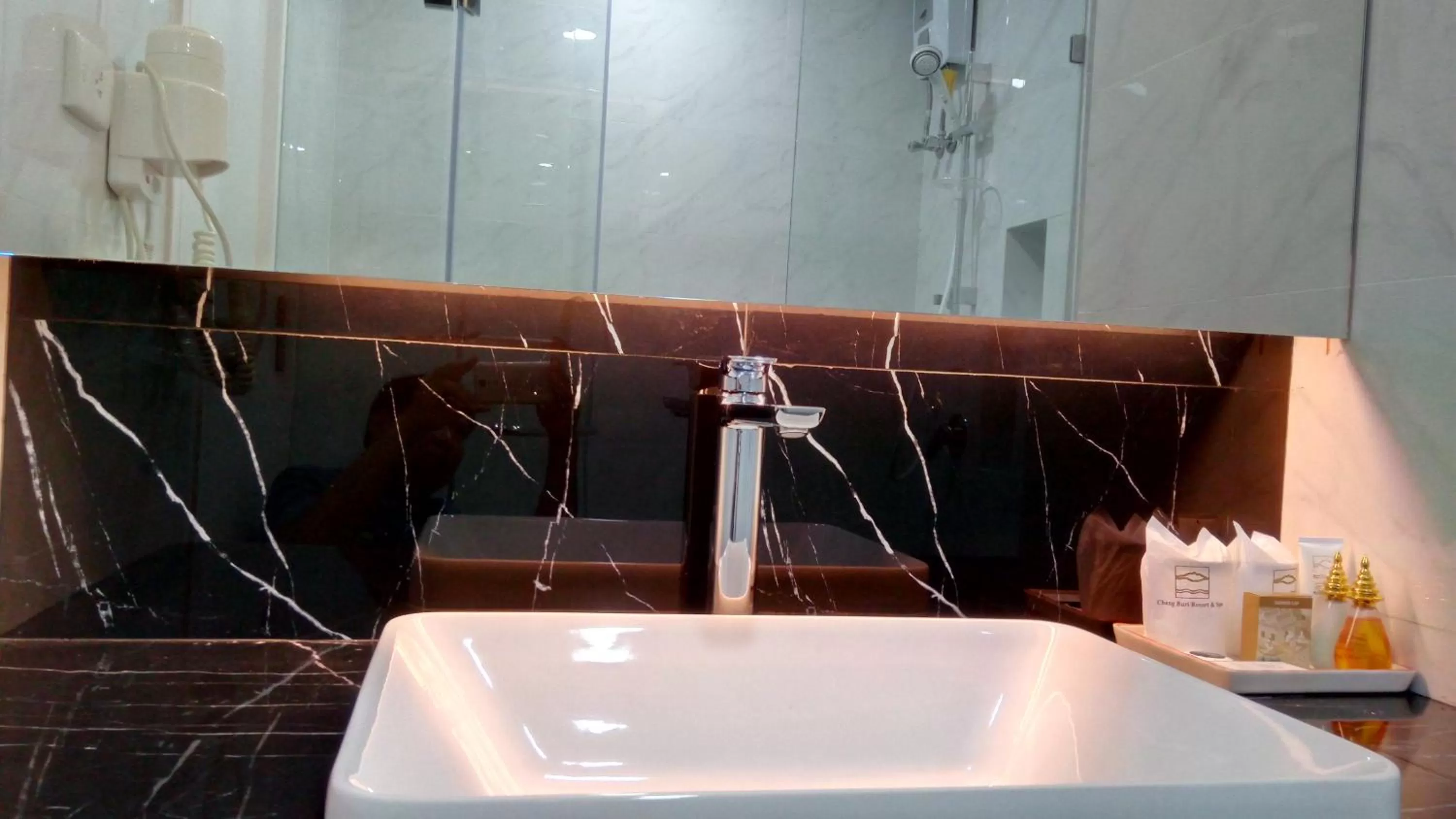 Bathroom in Chang Buri Resort & Koh Chang Hillside