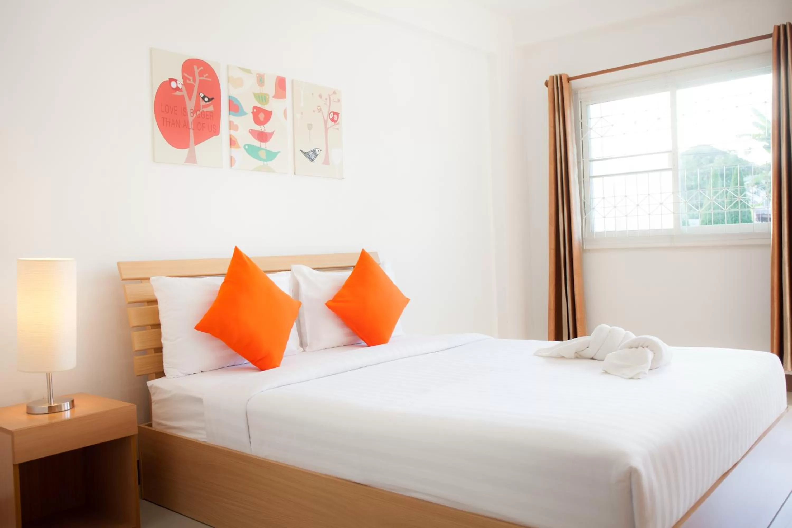 Bed in Meesuk ChiangRai Hotel, SHA Certified