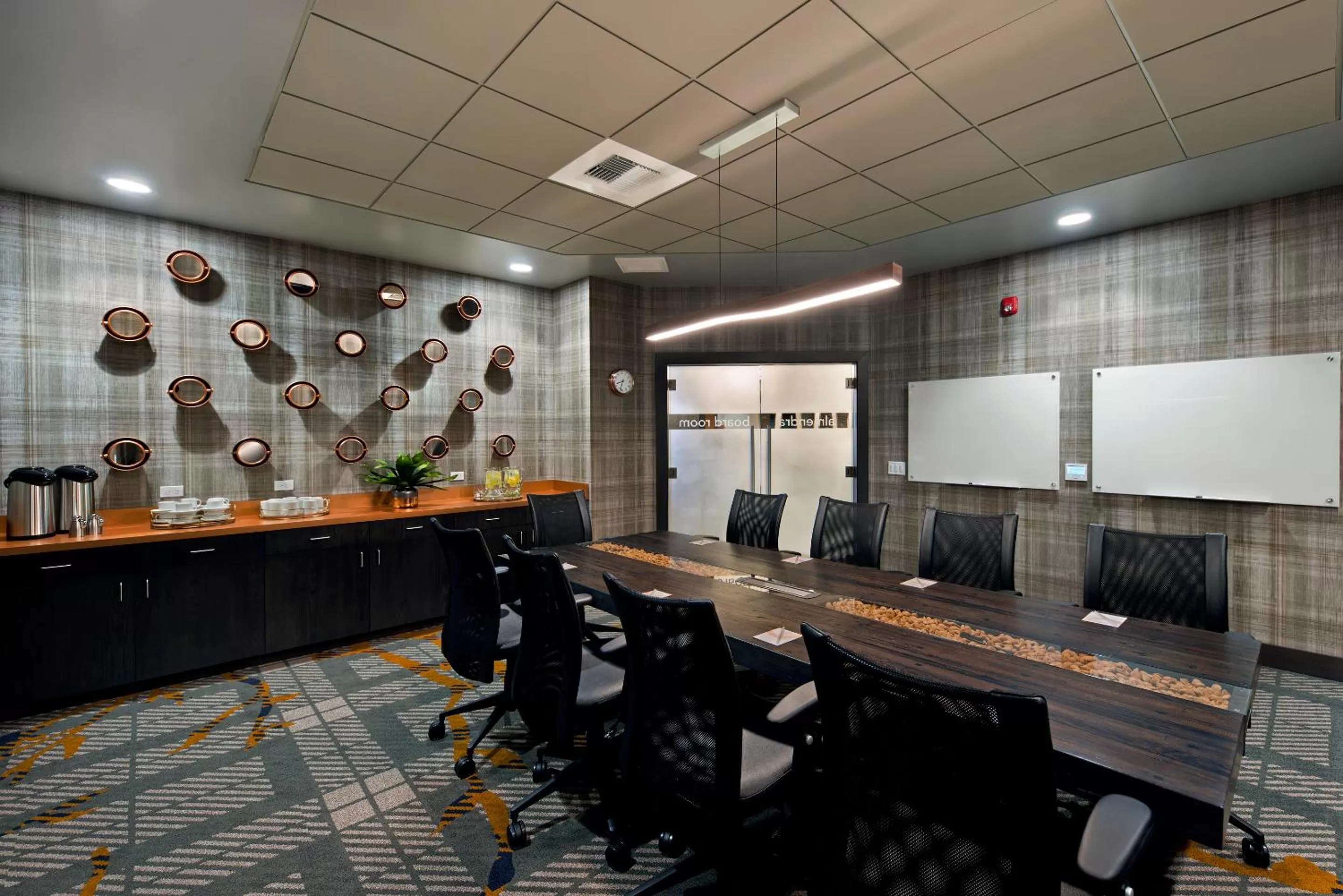 Meeting/conference room in Oxford Suites Paso Robles