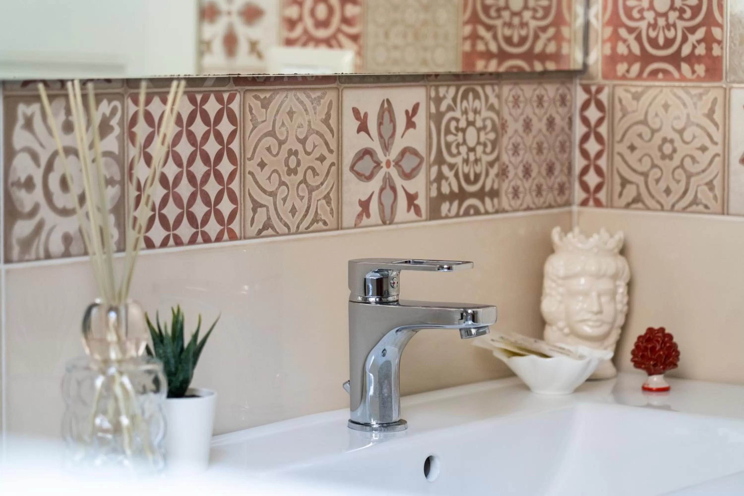 Bathroom in Portosalvo Rooms