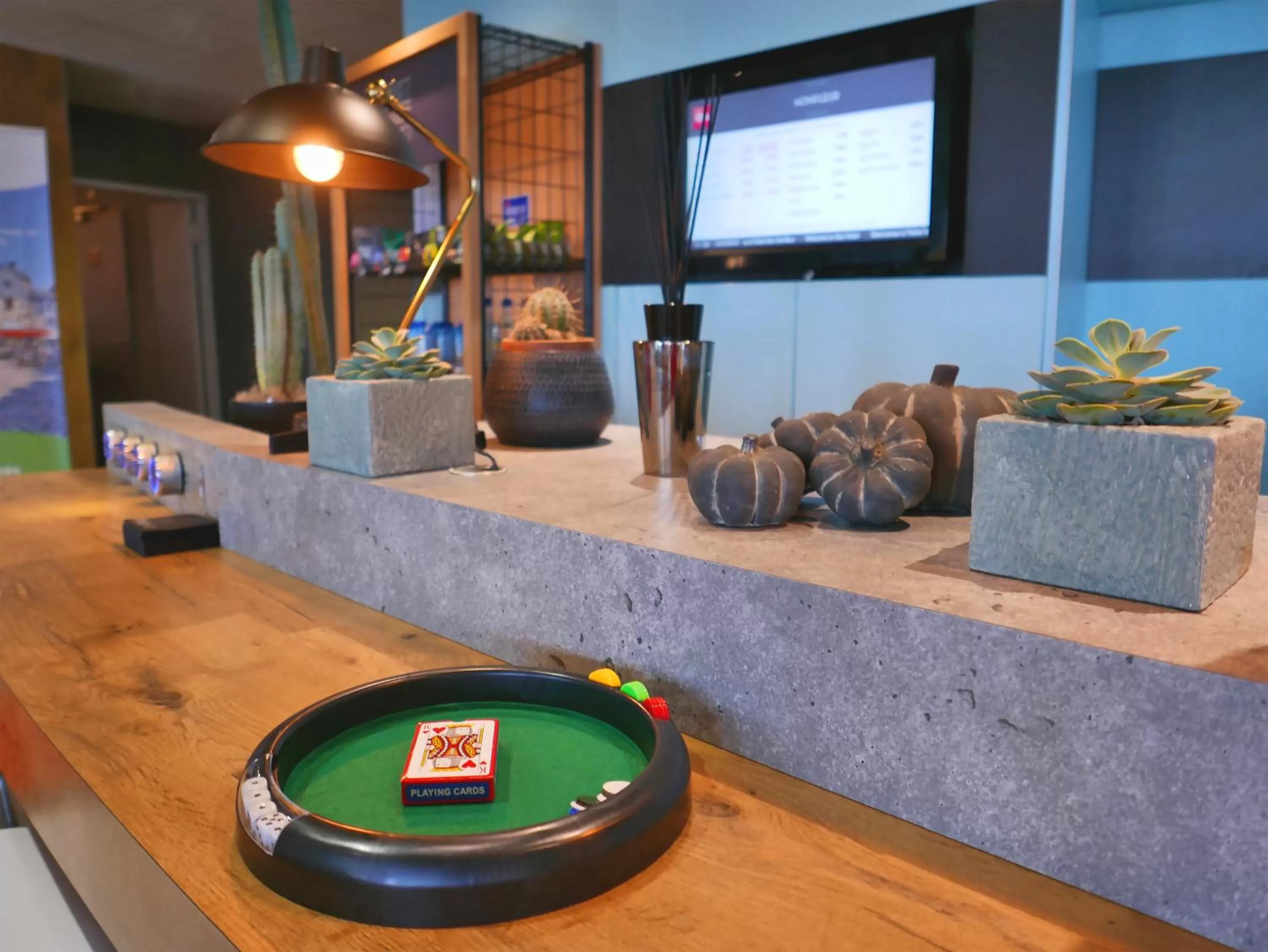 Area and facilities in ibis Honfleur