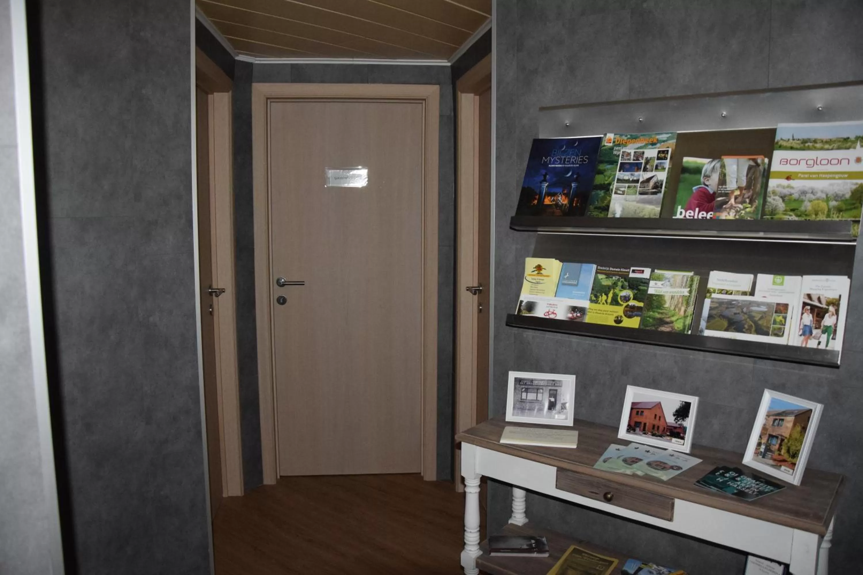 Other in B&B Jo - Li