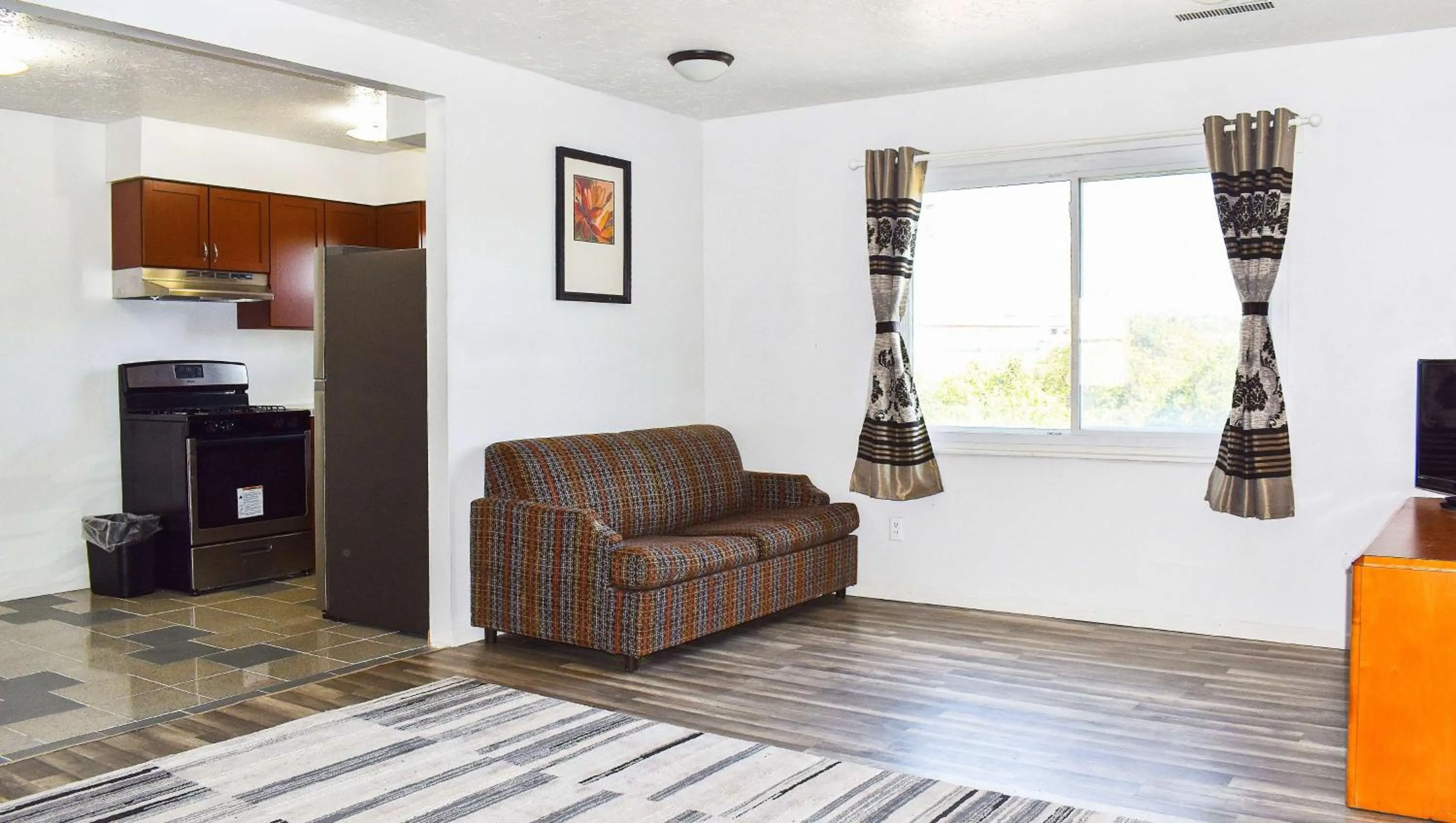 Kitchen or kitchenette in Magnuson Hotel Extended Stay Canton Ohio