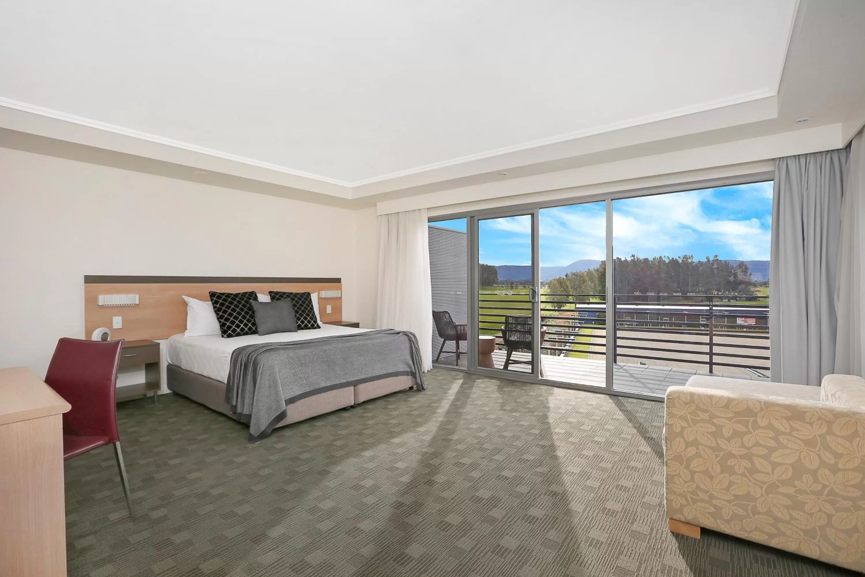 Spa and wellness centre/facilities, Bed in Springs Shoalhaven Nowra