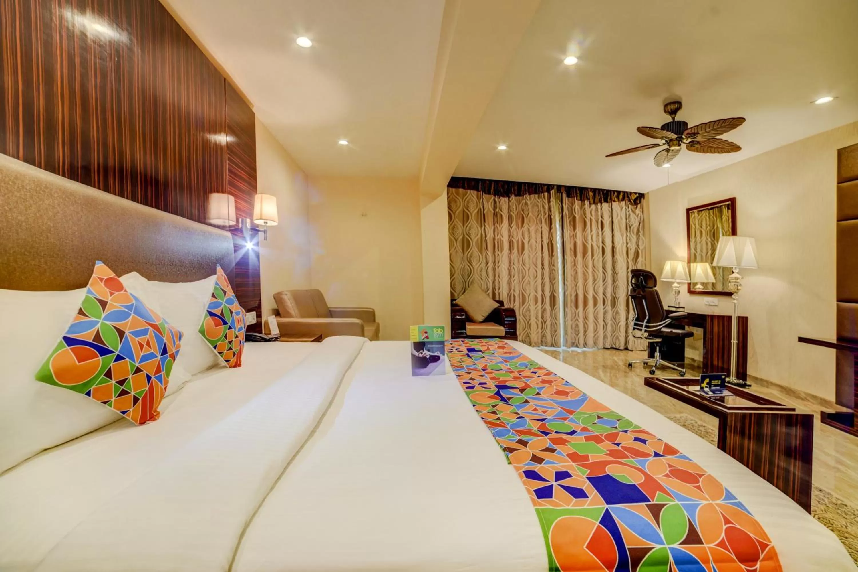 Bed in Fabhotel Prime Sarala Crown - 500M From Calangute Beach