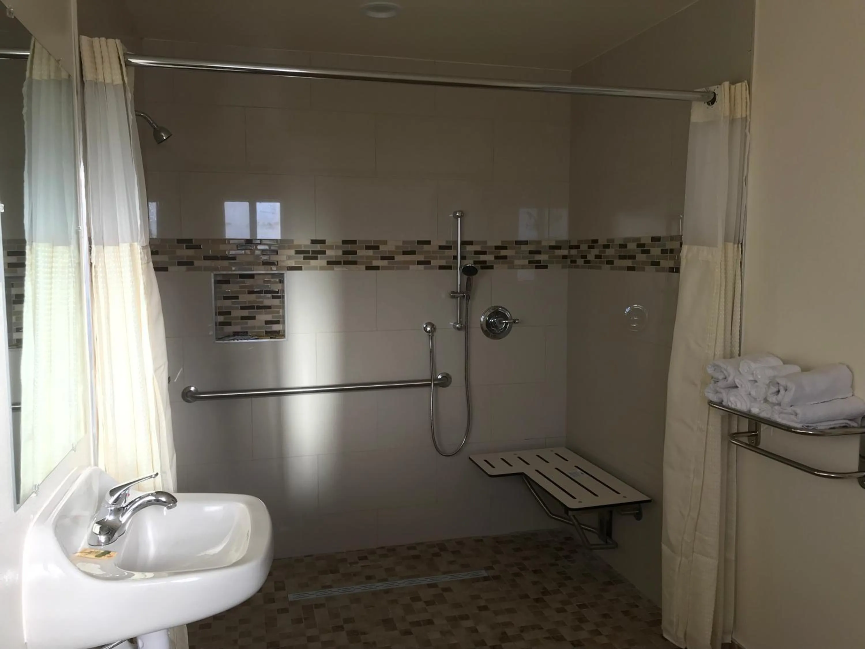 Shower in El Rancho Dolores at JT National Park