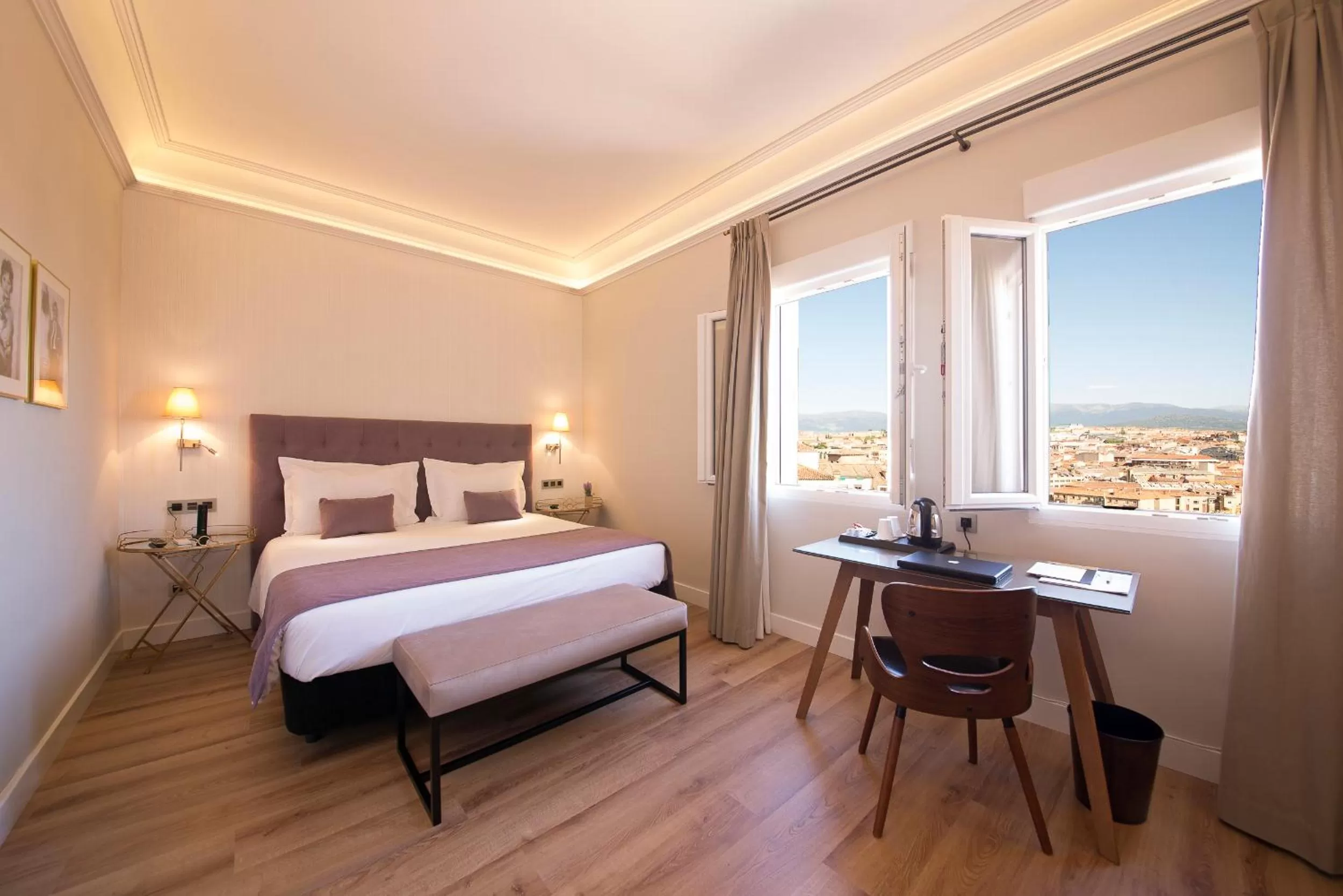 Photo of the whole room, Bed in Hotel Real Segovia by Recordis Hotels