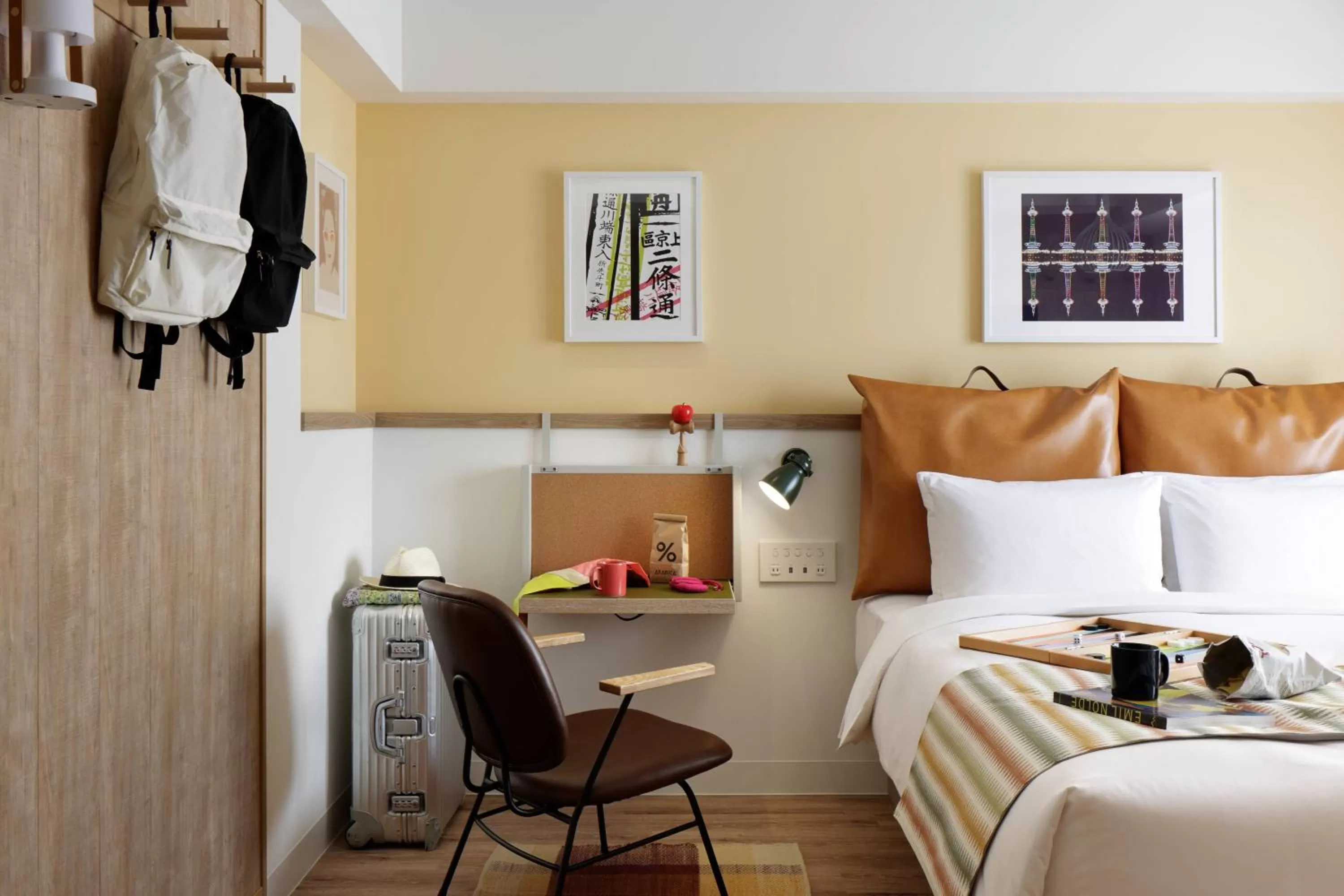 Photo of the whole room, Bed in Moxy Kyoto