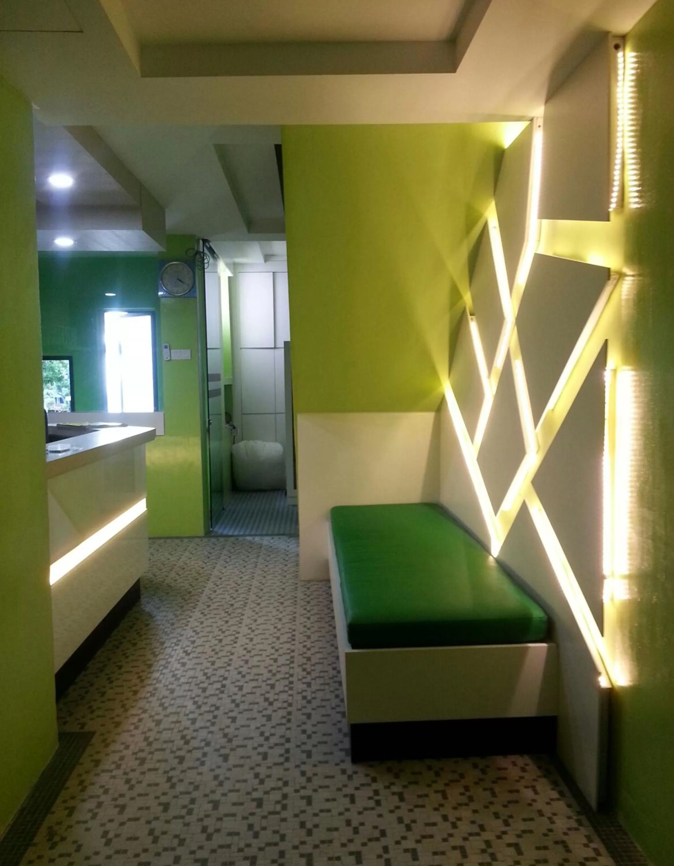 Lobby or reception, Bed in Merlin Hotel George Town Penang