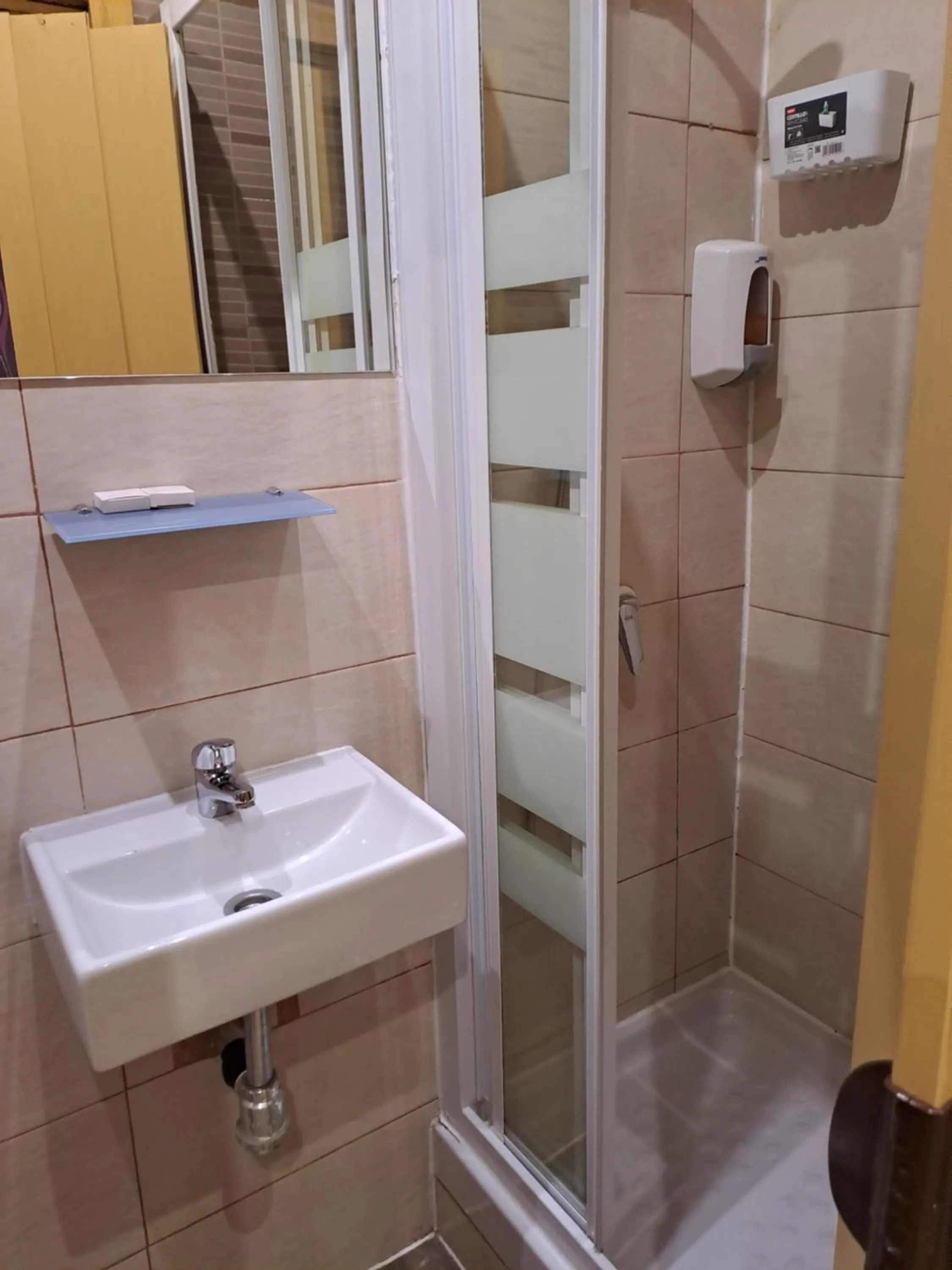 Bathroom in Hostal Abel Victoriano