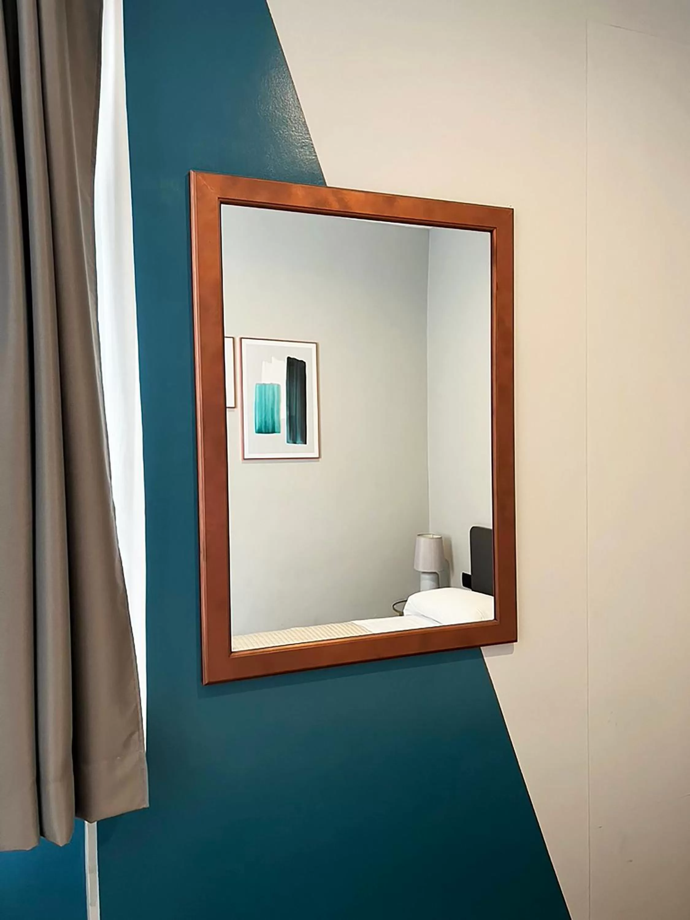 Bedroom in Hotel King