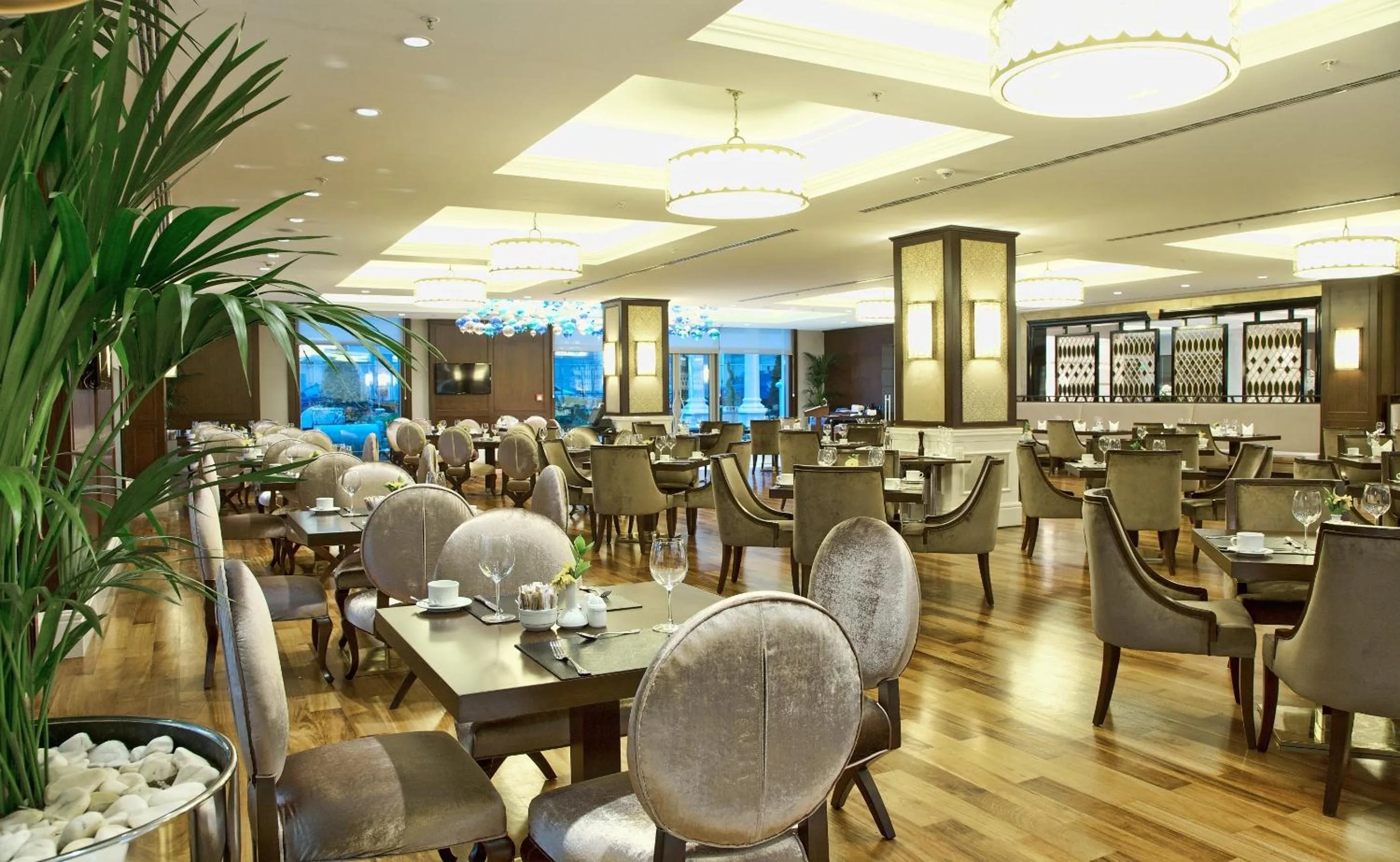 Restaurant/places to eat in Rotta Hotel Istanbul