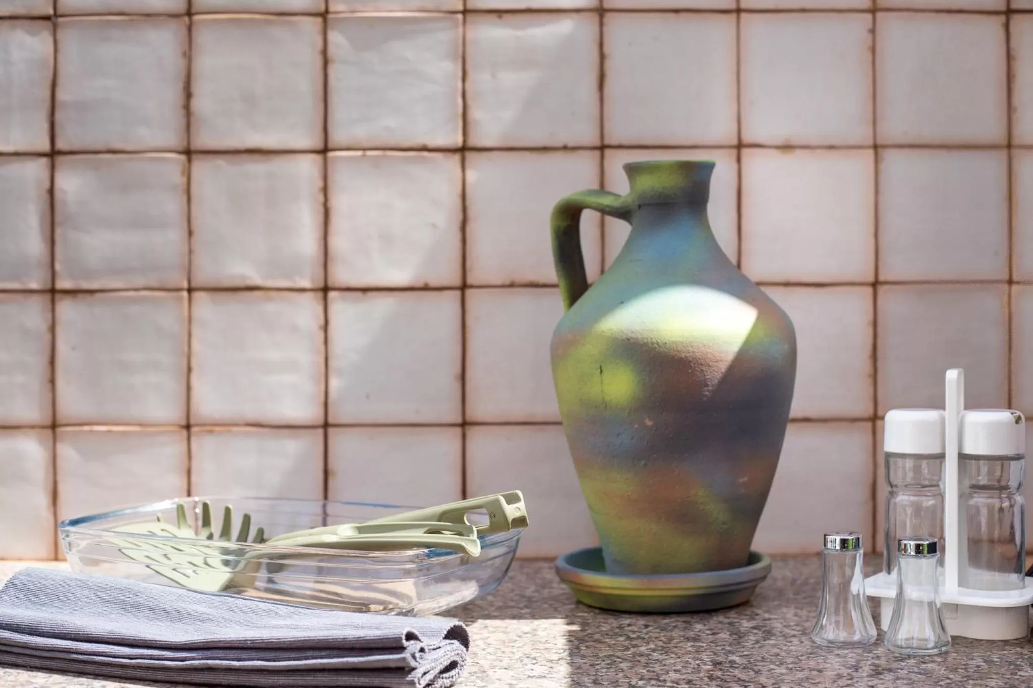 Restaurant/places to eat in Colina da Lapa & Villas