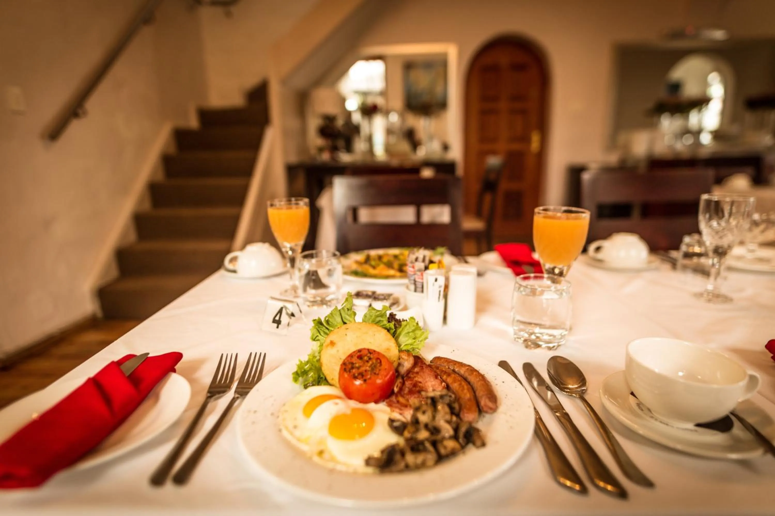 Restaurant/places to eat in Point B Guest House -Sustainable Solar Energy