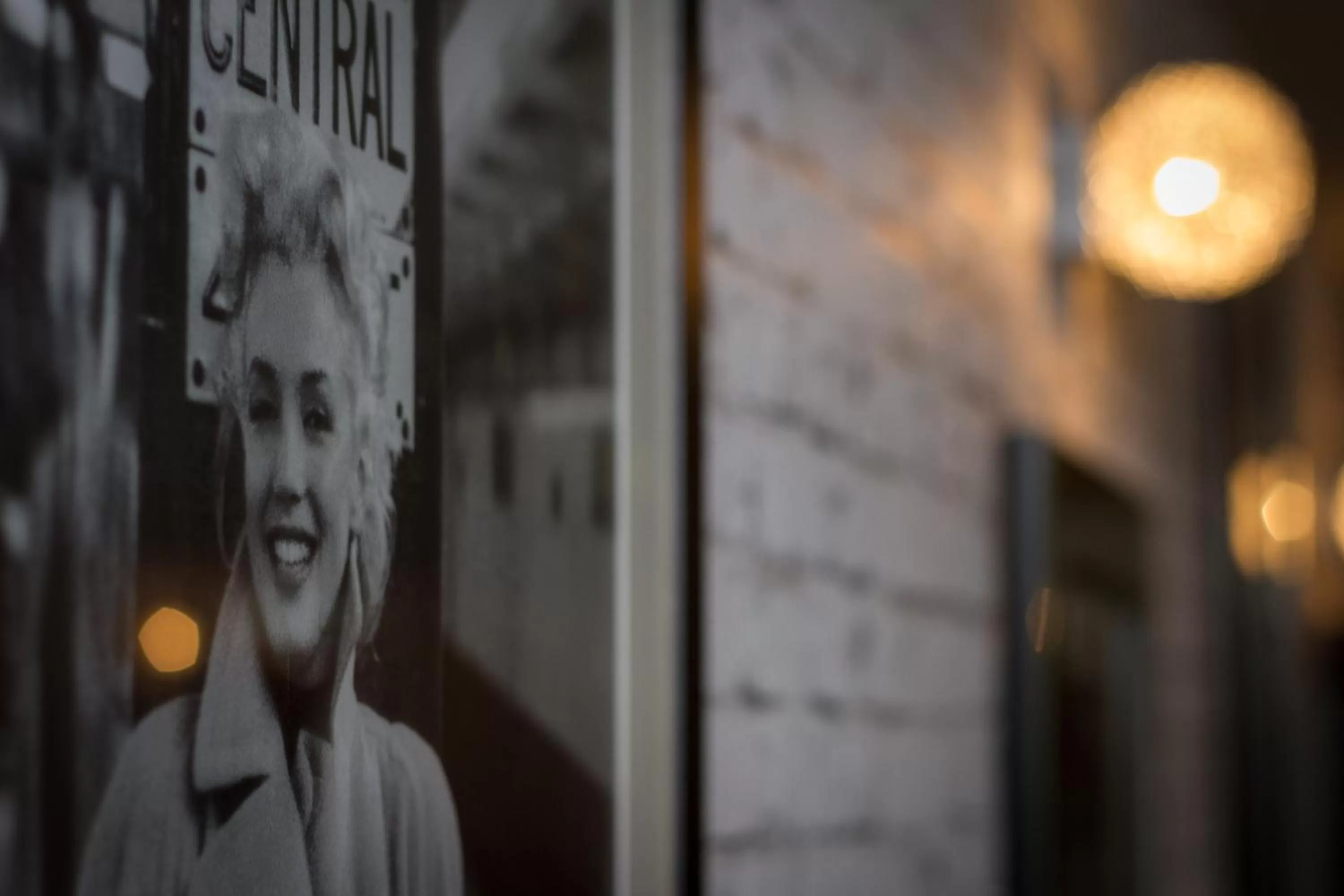 Restaurant/places to eat in The Sandringham Court Hotel & Sports Bar-Groups Welcome here-High Speed Wi-Fi