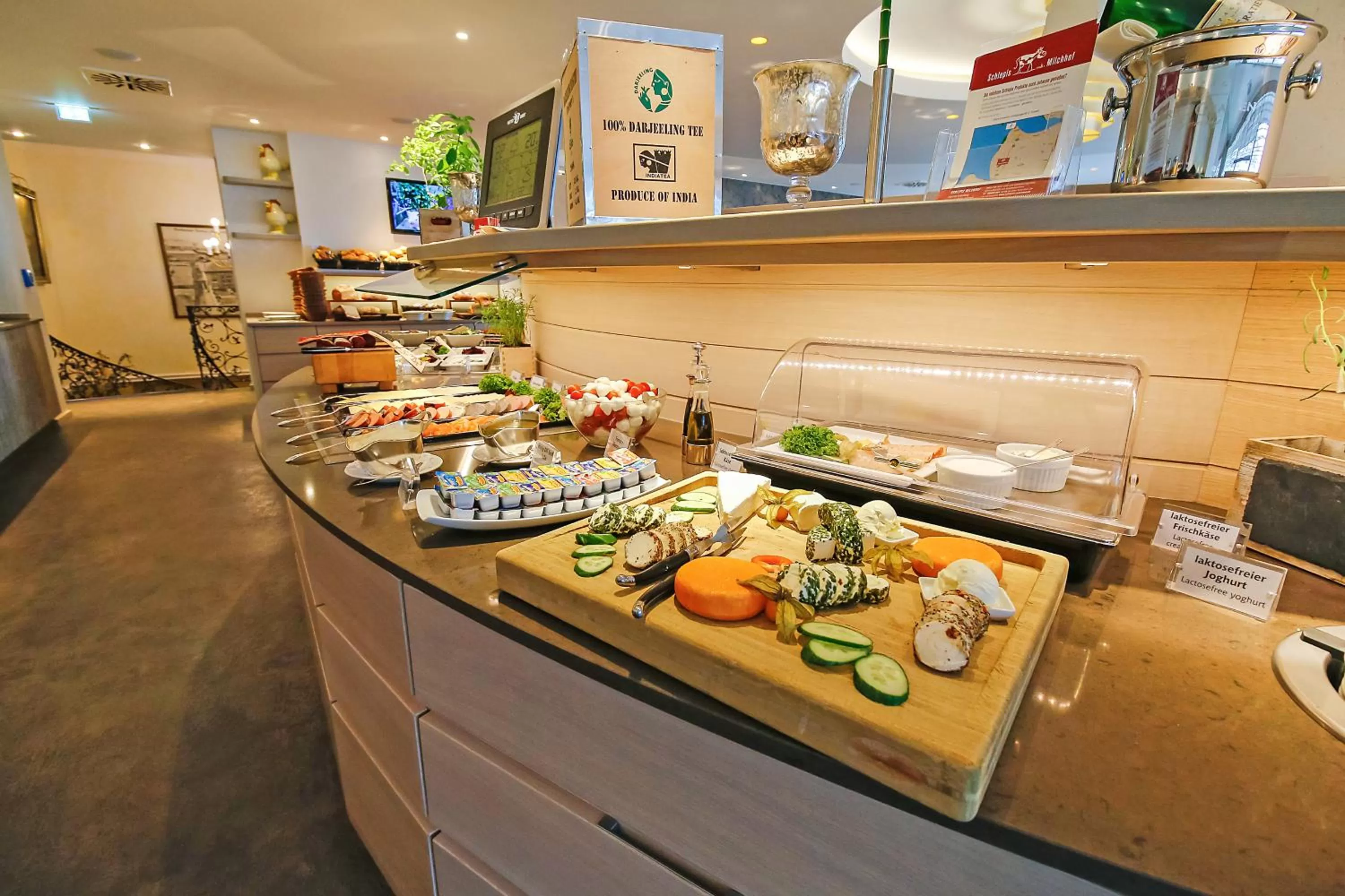 Buffet breakfast in Strandhotel Duhnen