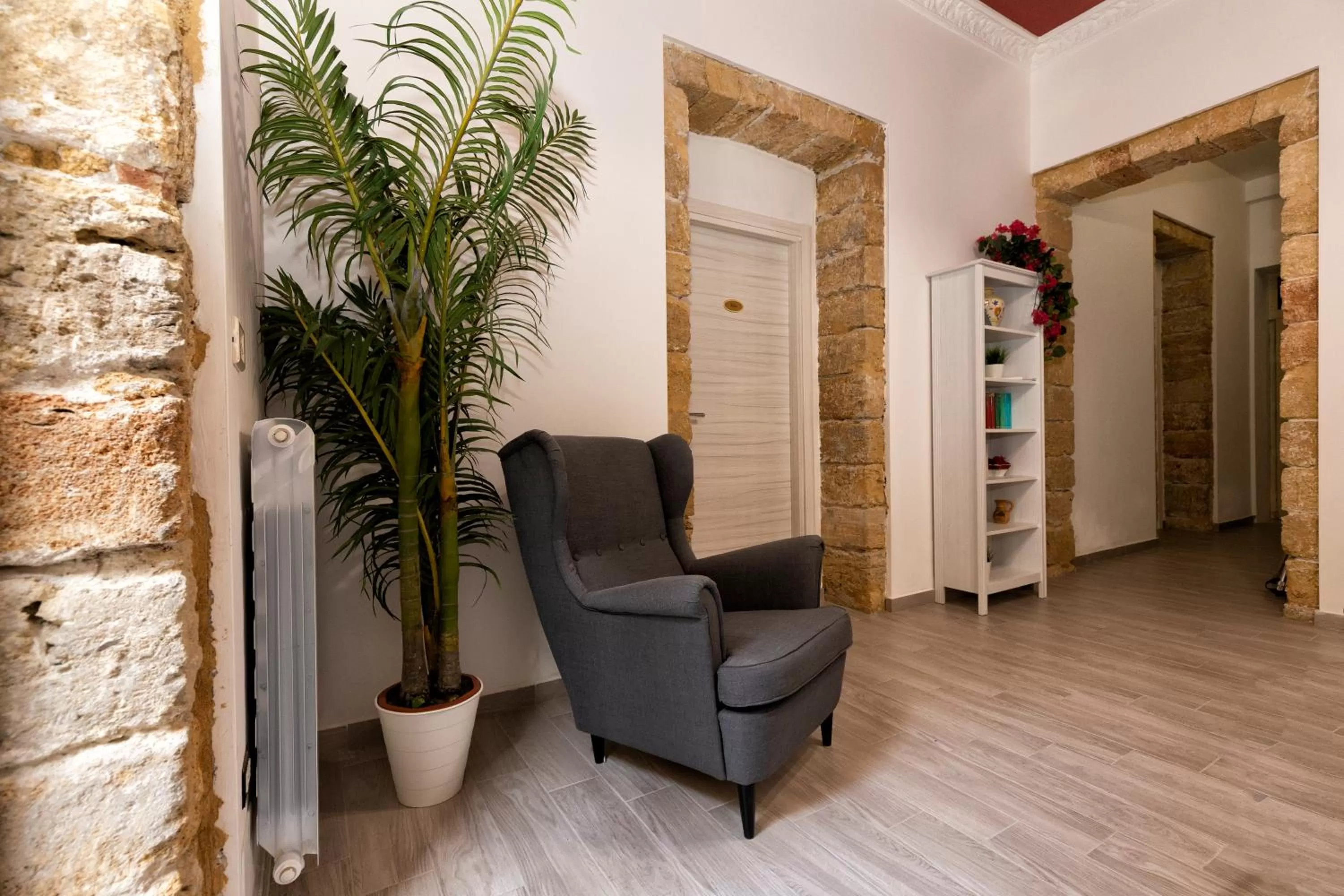 Seating Area in GARDEN HOUSE: APARTMENTS AND ROOMS FOR HOLIDAYS