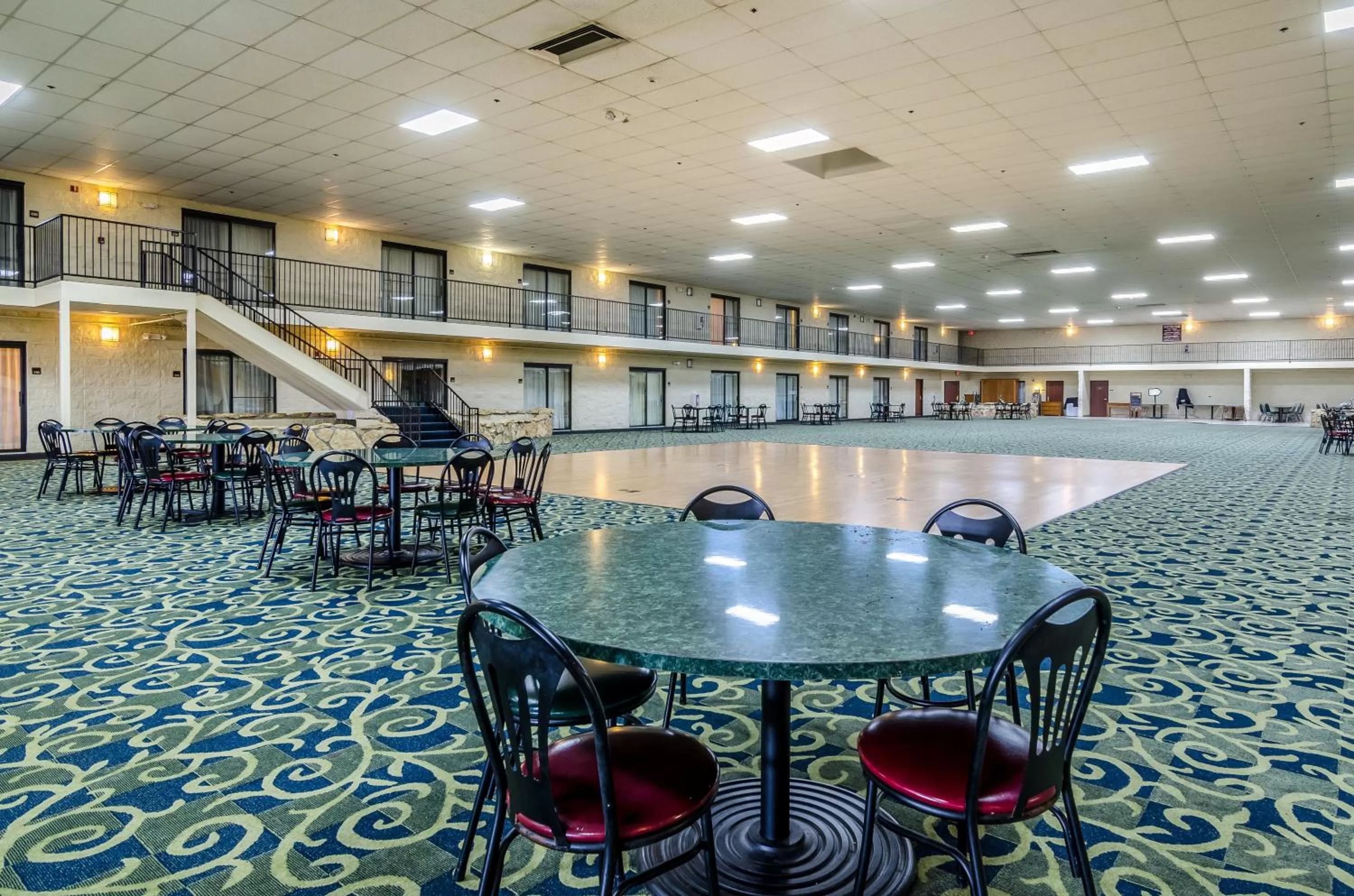 Banquet/Function facilities in Red Roof Inn & Conference Center Wichita Airport