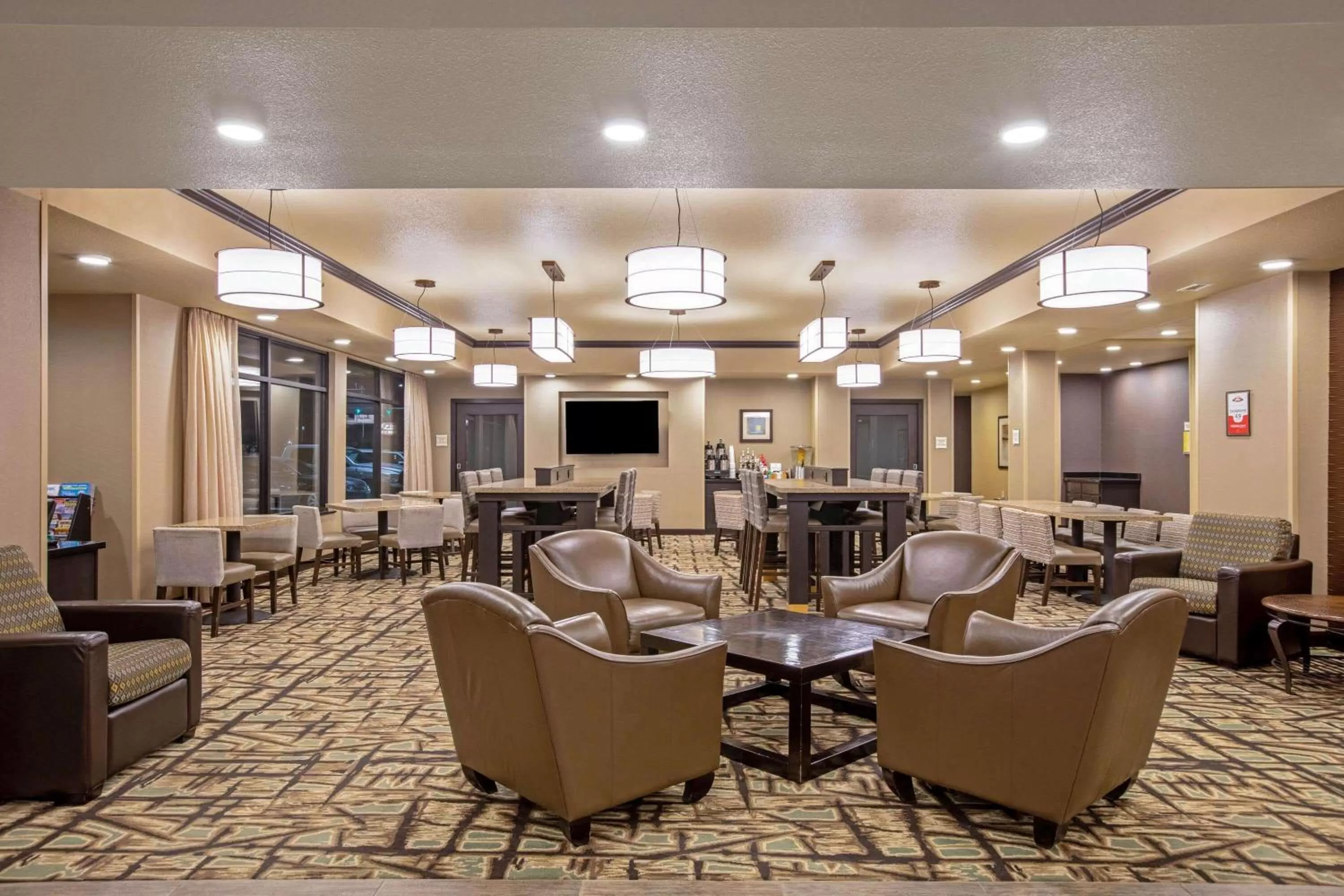 Lobby or reception in La Quinta by Wyndham Gillette