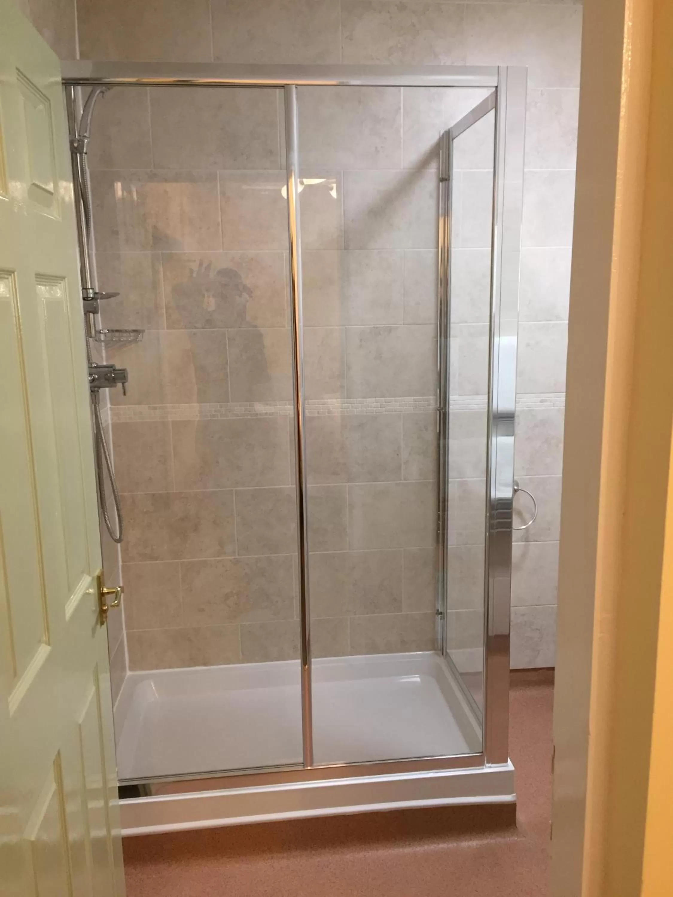 Bathroom in The Talbot Hotel