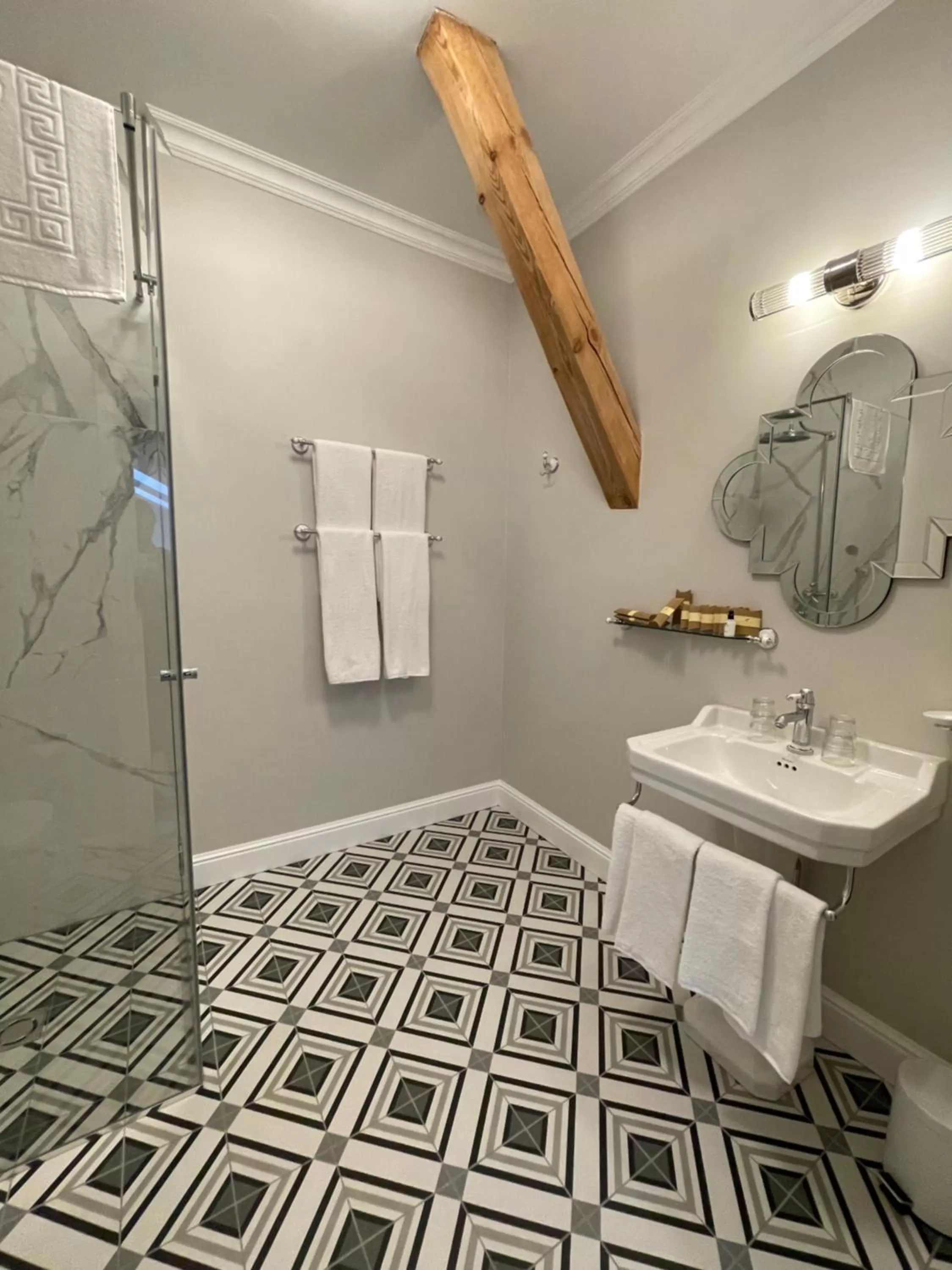 Bathroom in Schloss Fall, Keila-Joa