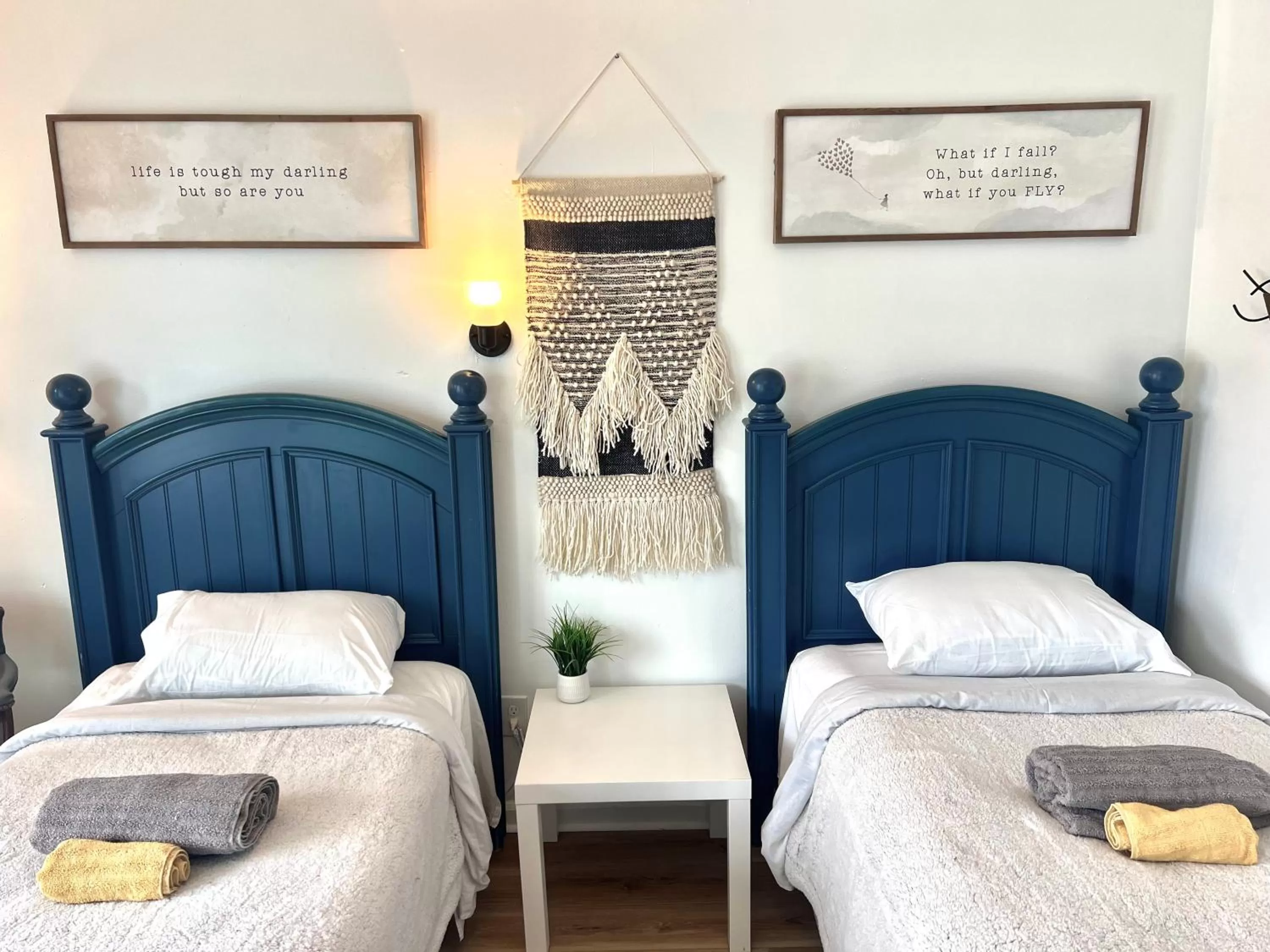 Photo of the whole room, Bed in Cobmin Ridge Motel