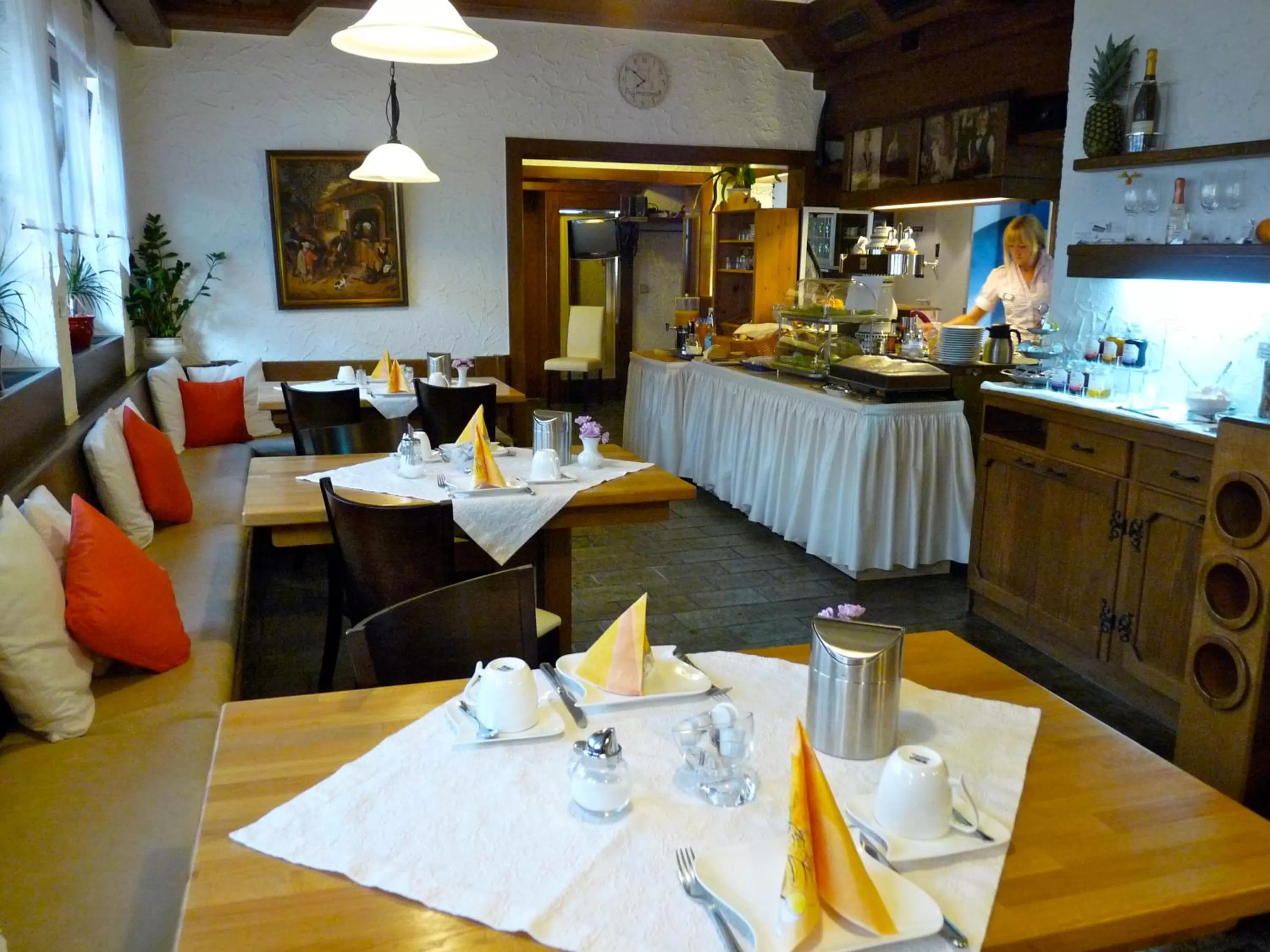 Restaurant/places to eat in Hotel Geissler