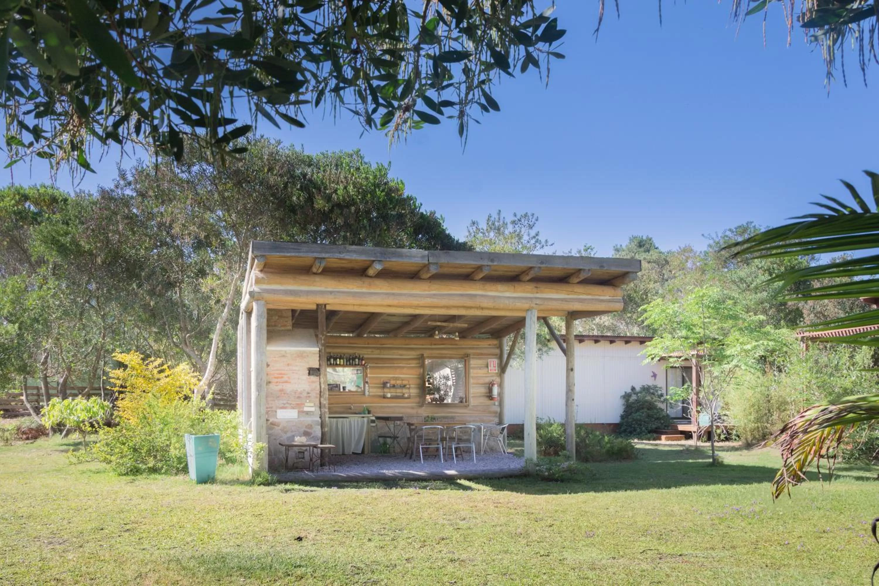 BBQ facilities, Property Building in La Maison Suites & Gastronomía