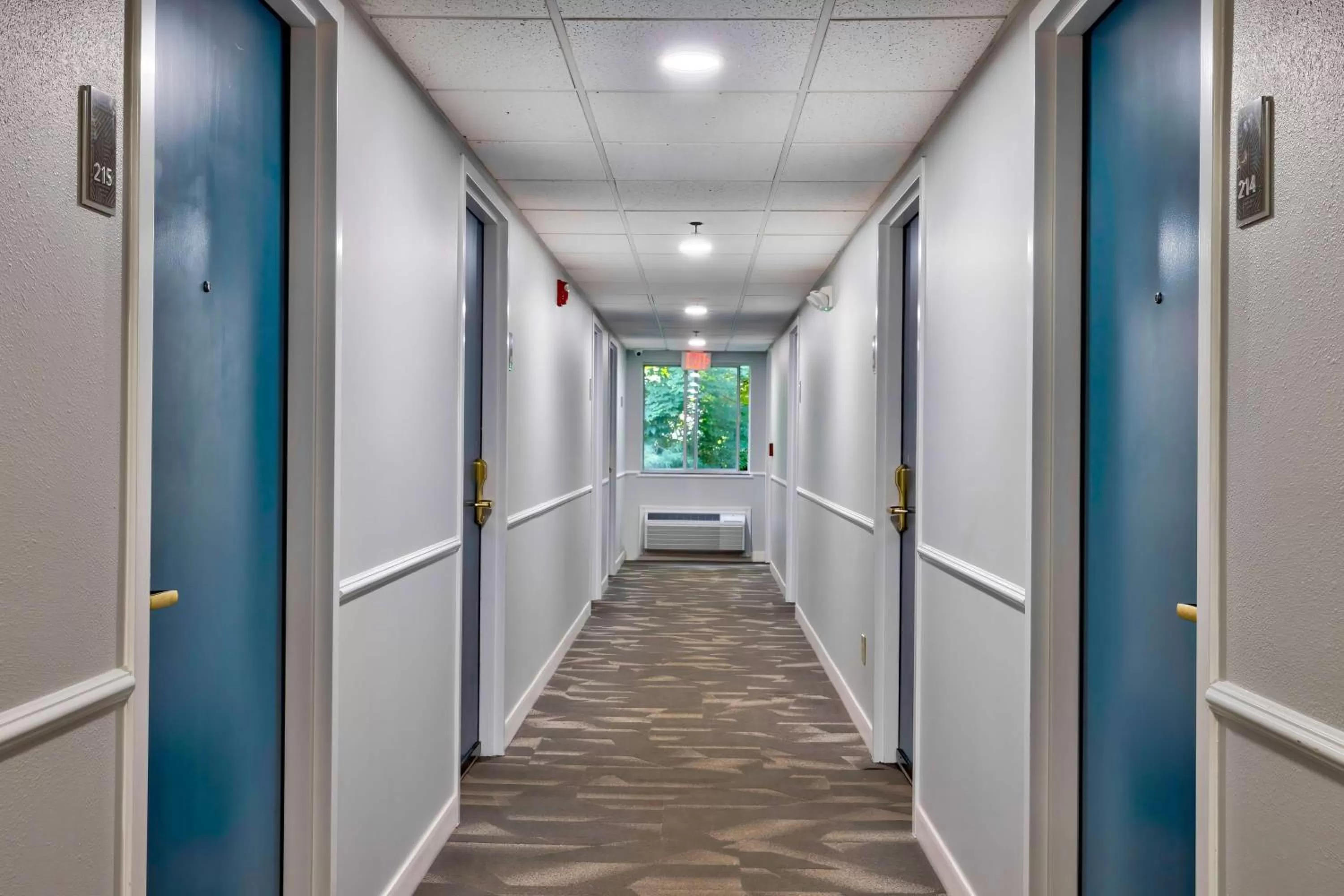 Property building in Motel 6 Bethel, CT - Danbury