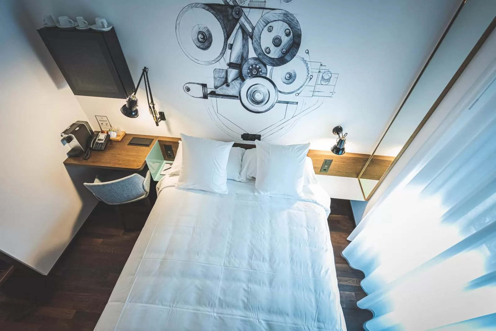 Standard King Room in Hotel Bernina Geneva