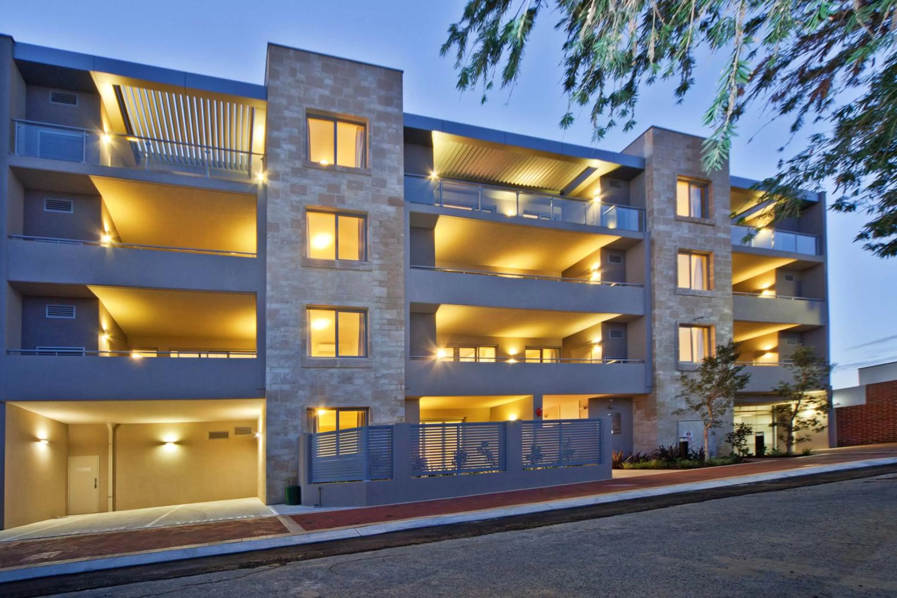 Property building in Zappeion Apartments