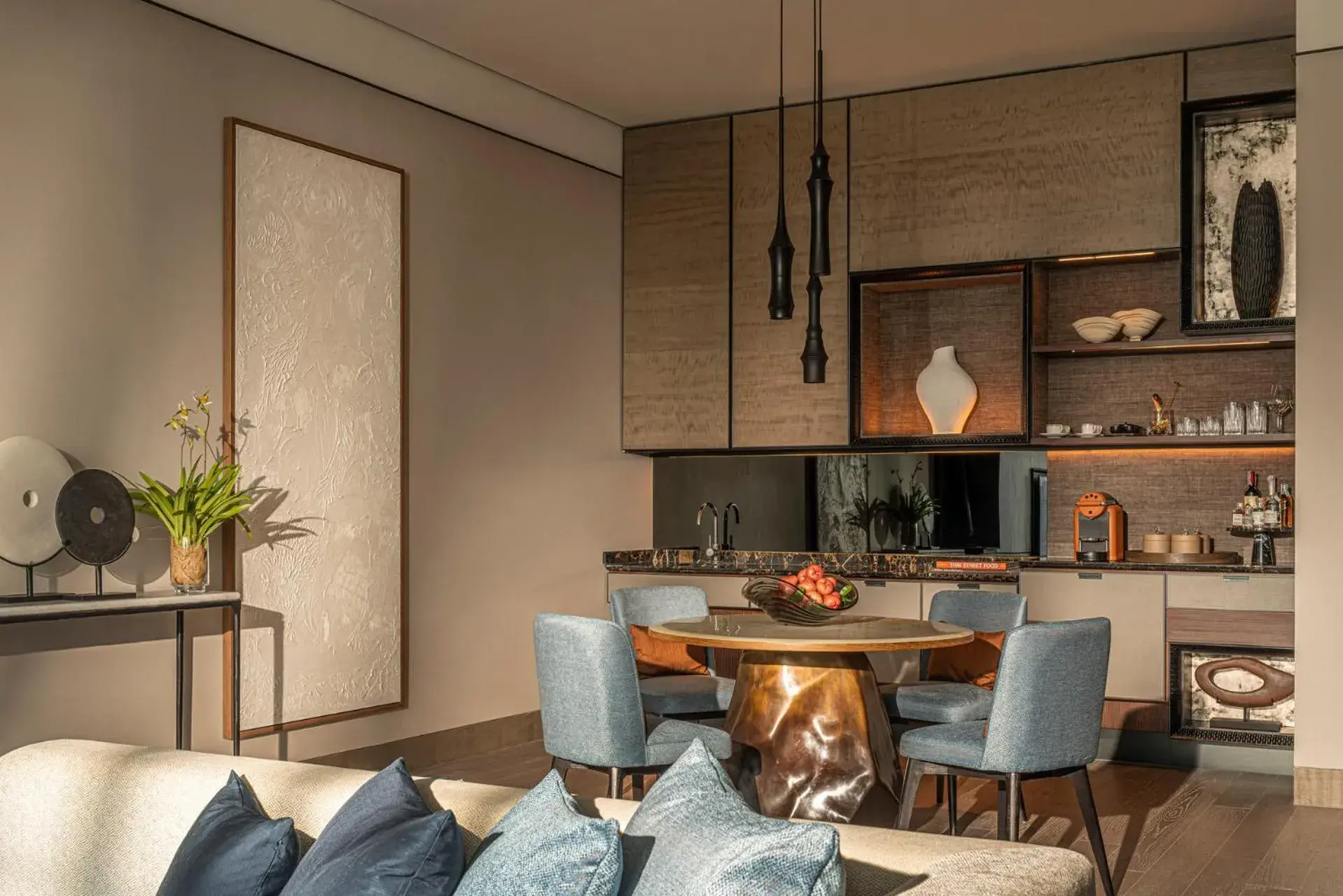 Four Seasons Executive One Bedroom Suite in Four Seasons Hotel Bangkok at Chao Phraya River Four Seasons Executive One Bedroom Suite in Four Seasons Hotel Bangkok at Chao Phraya River