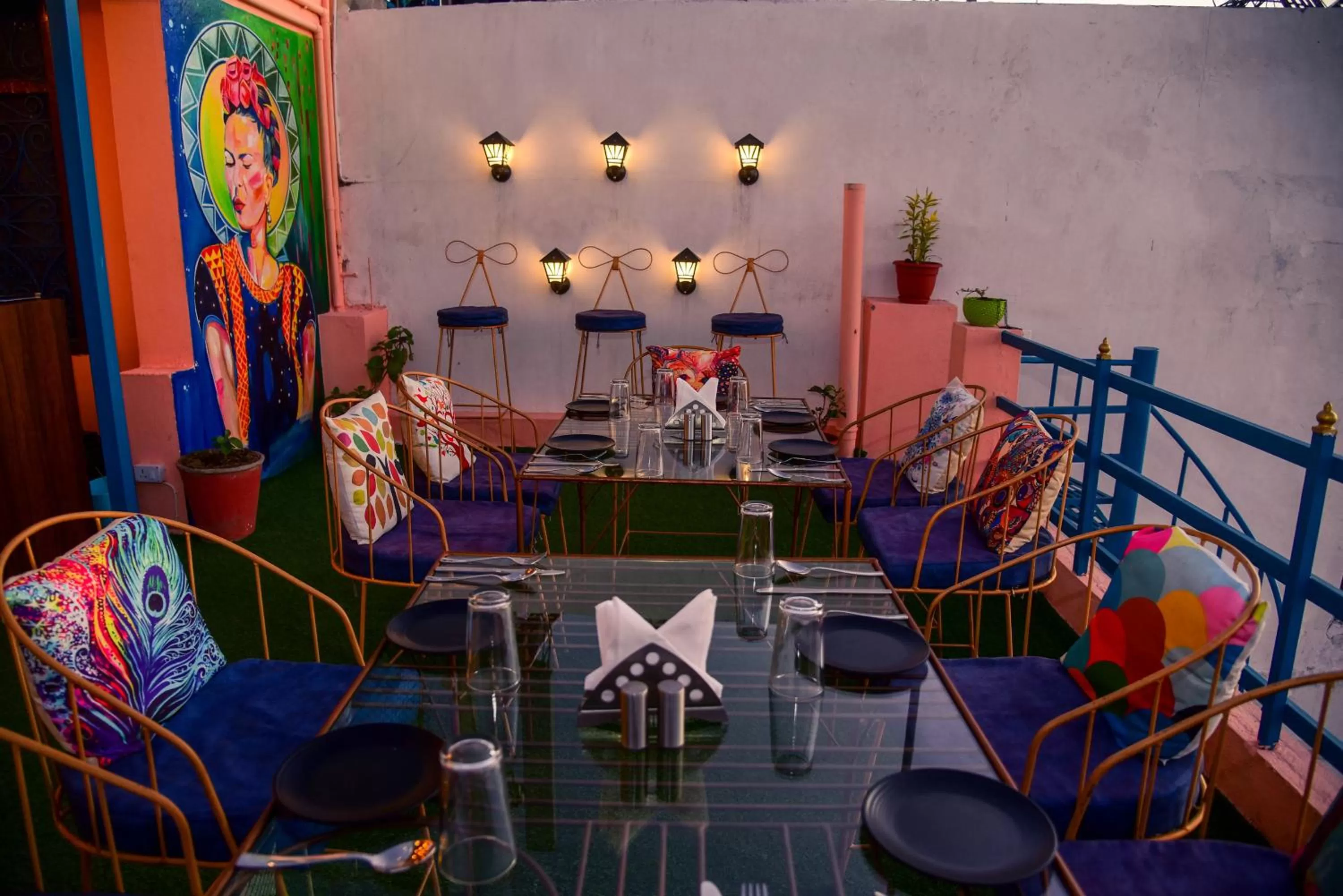 Restaurant/places to eat in Hotel Casa by the lake