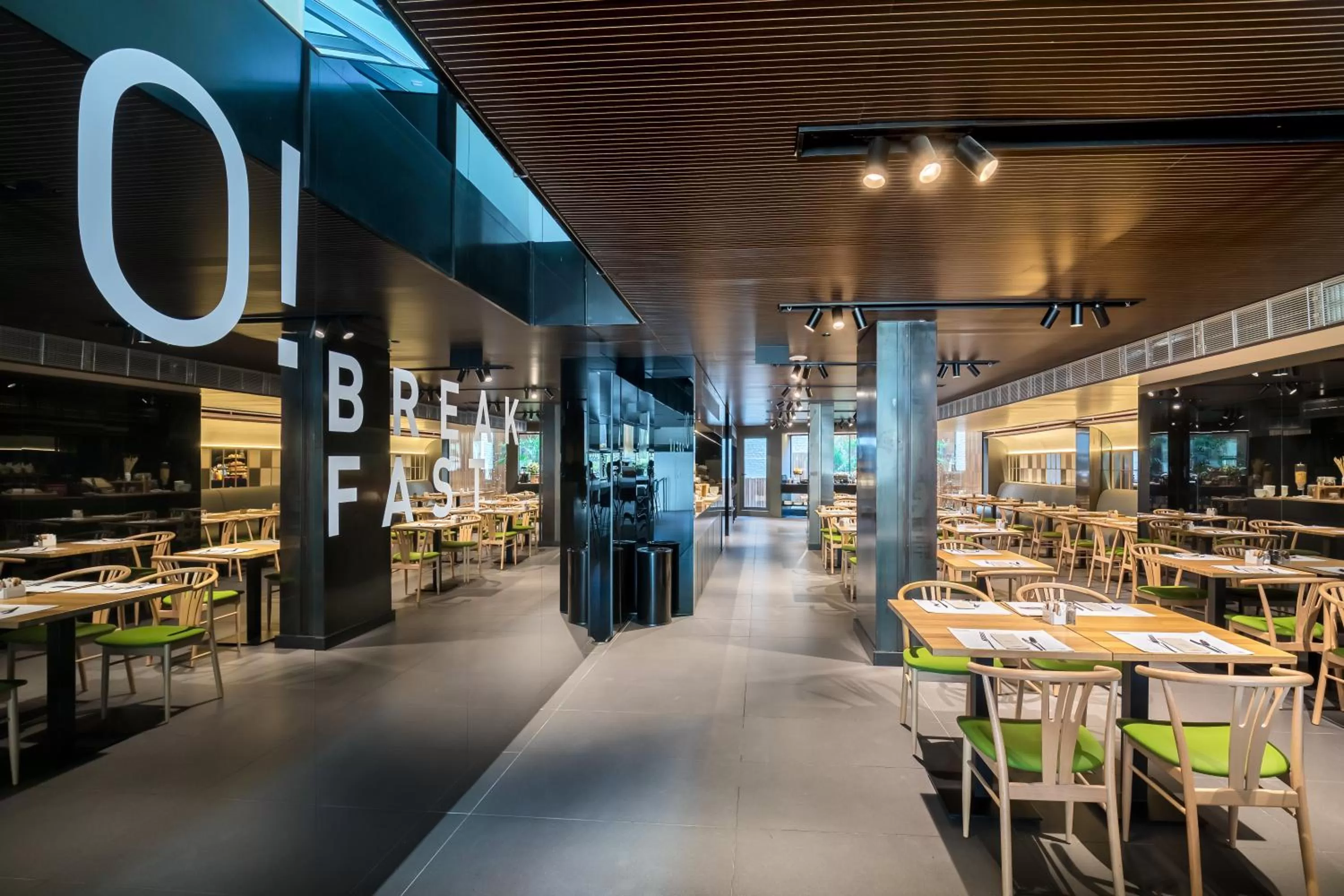 Restaurant/places to eat in Occidental Diagonal 414