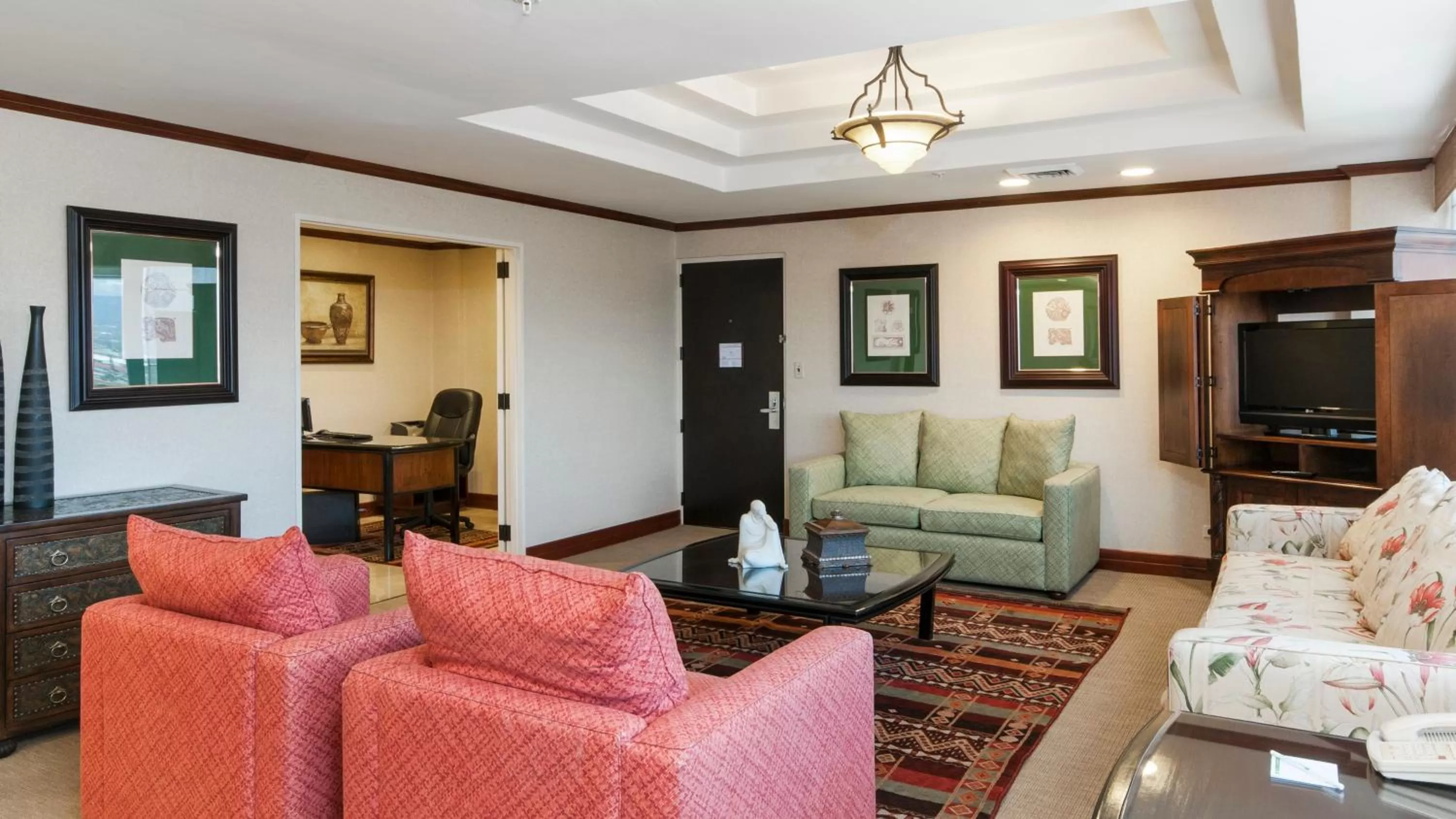Presidential King Suite -Non-Smoking in Holiday Inn San Jose Aurola, an IHG Hotel