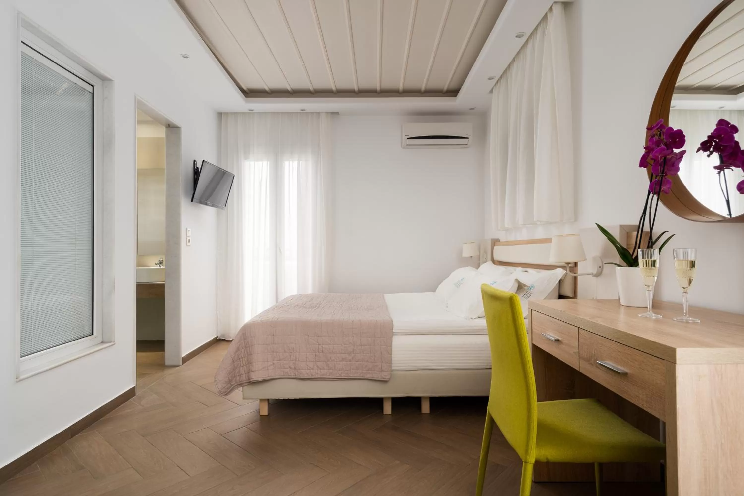 Bedroom, Bed in Polis of Naxos