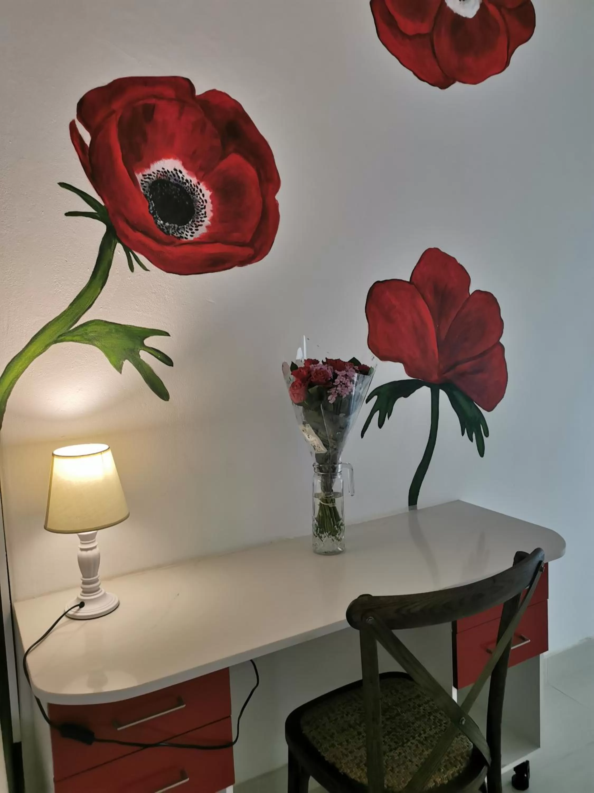 Decorative detail in Gem of Manor drive