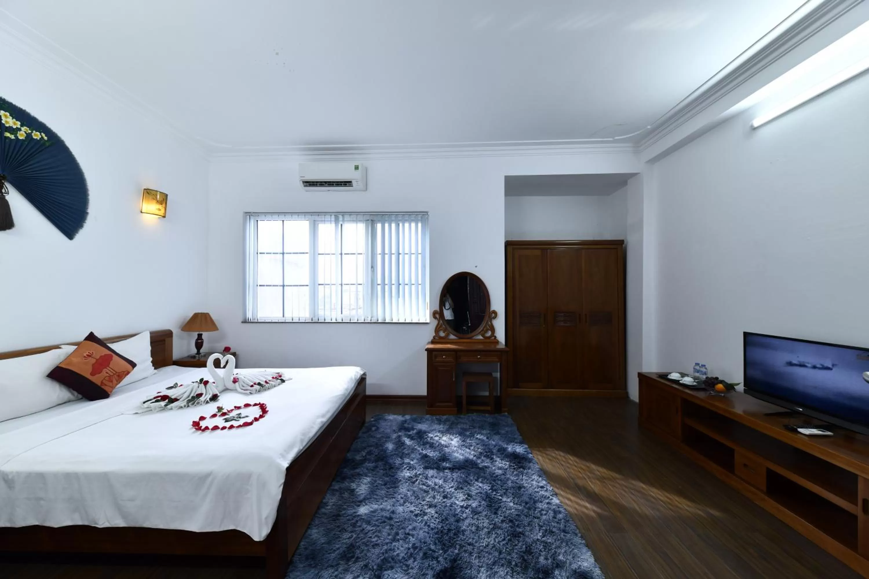 Bed in Phoenix Legend Hotel Hanoi