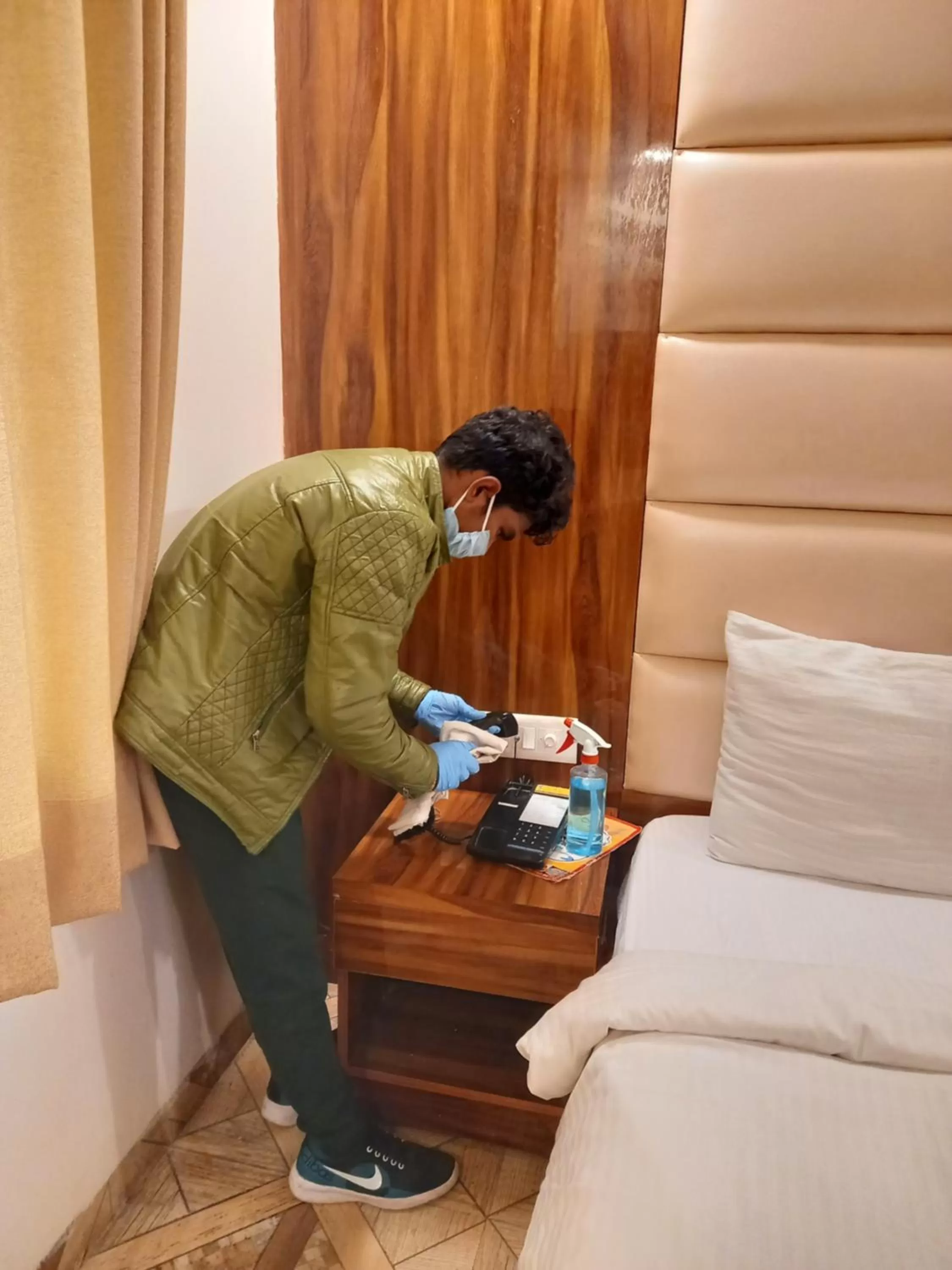 Staff in Olivia Hotels At Delhi Airport