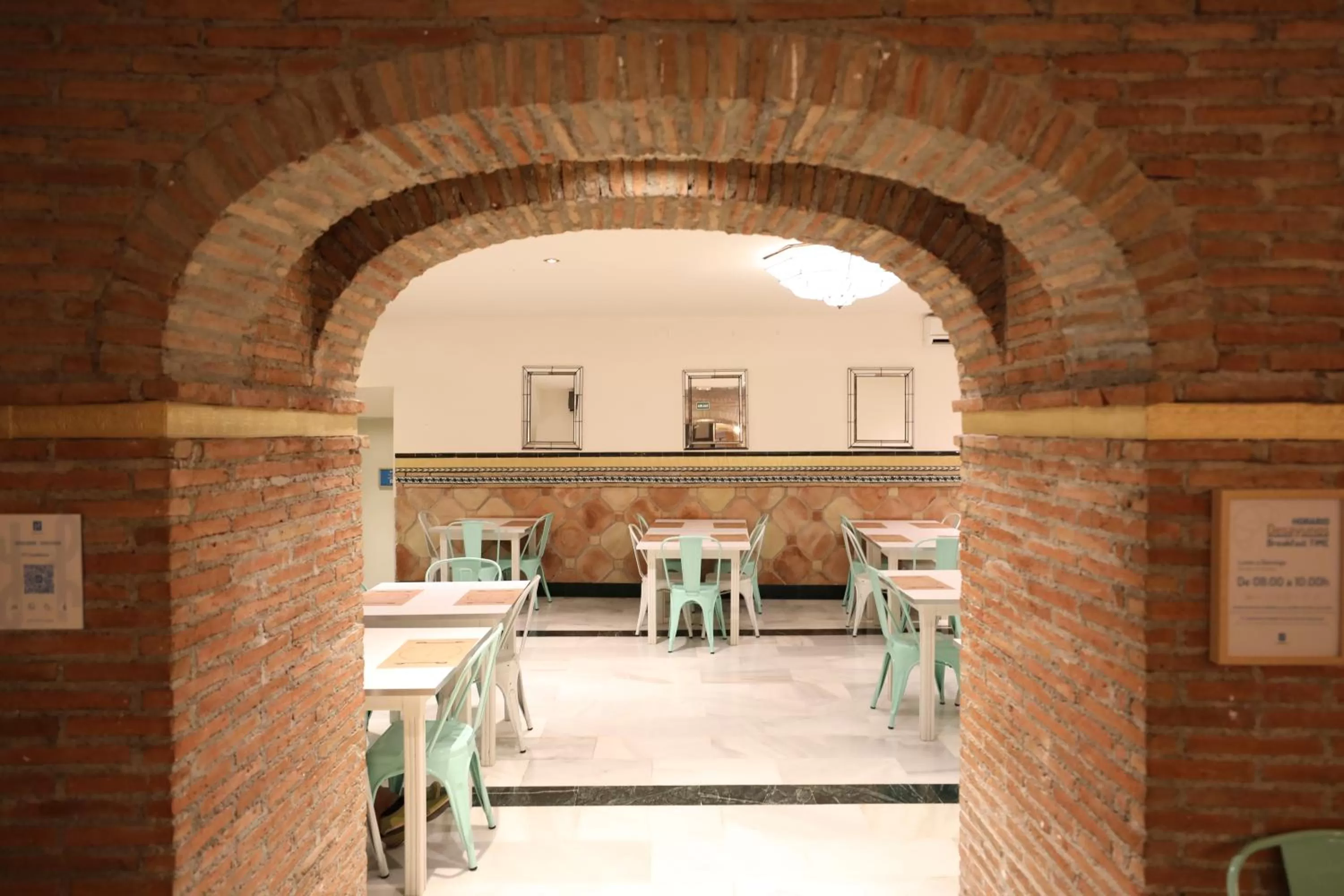 Buffet breakfast in YIT Casablanca