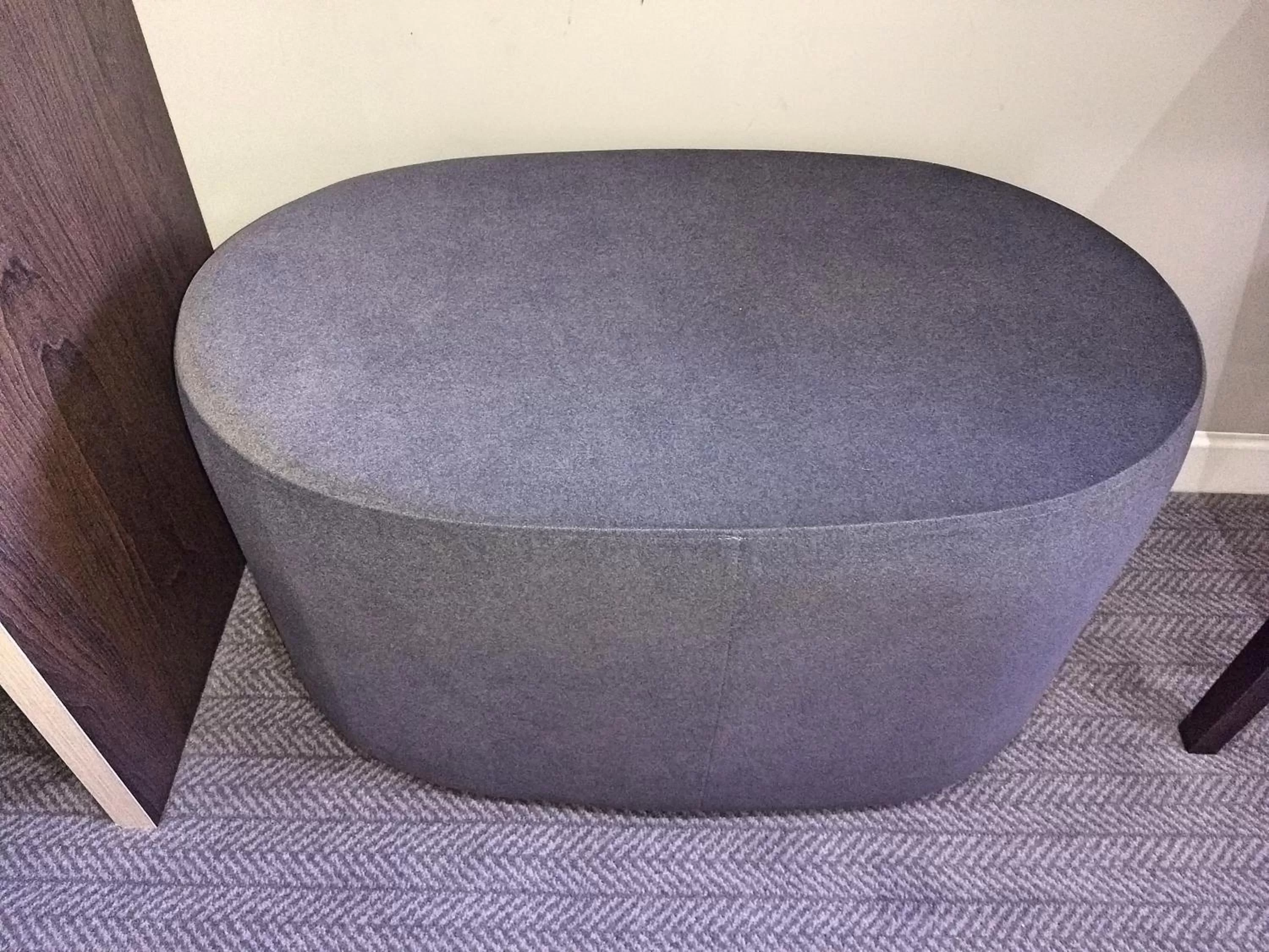 Seating area in Garden Court Hotel