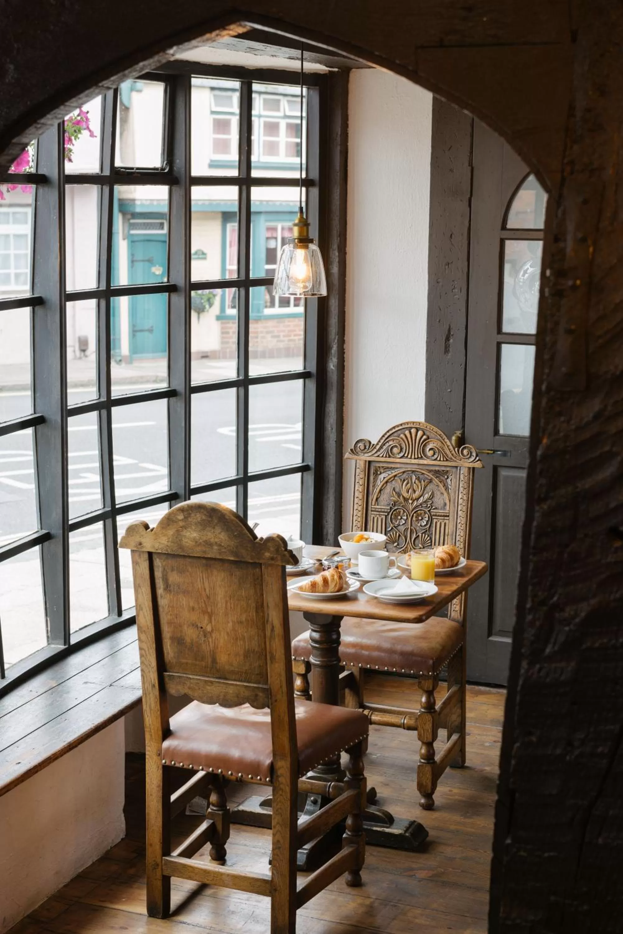 Food and drinks in Best Western The Rose & Crown Hotel