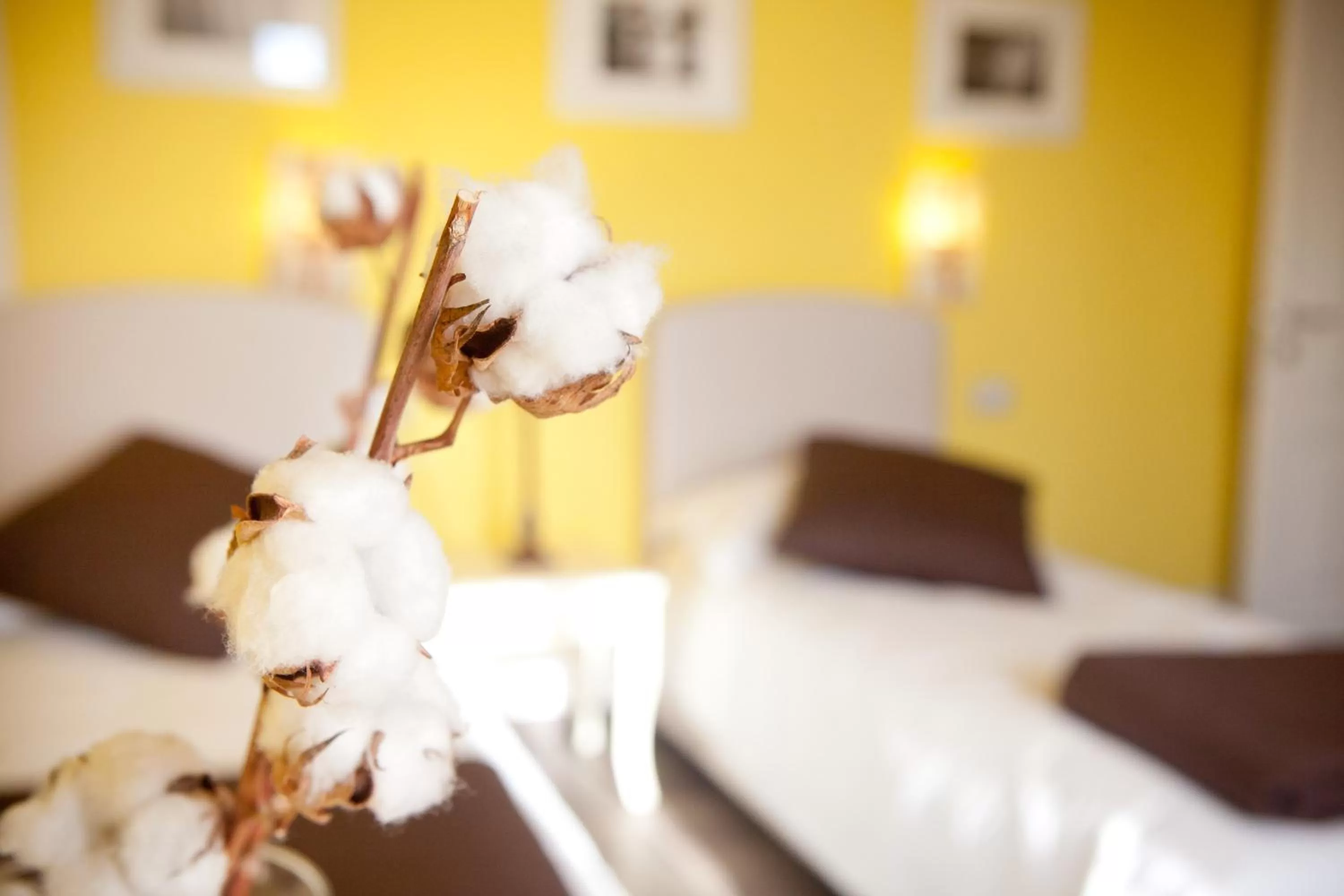 Decorative detail, Bed in Locanda Alla Mano