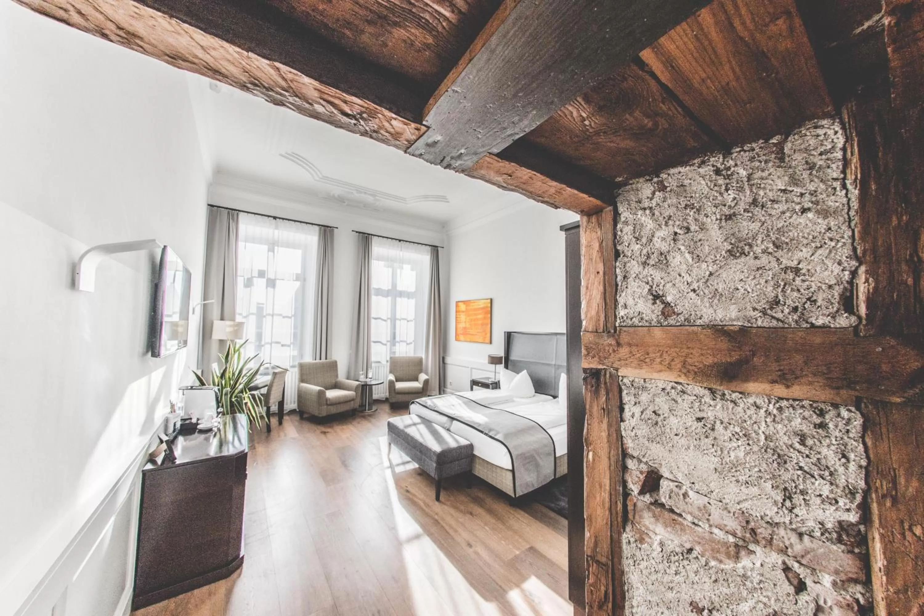 Decorative detail, Bed in Hotel Münchner Hof