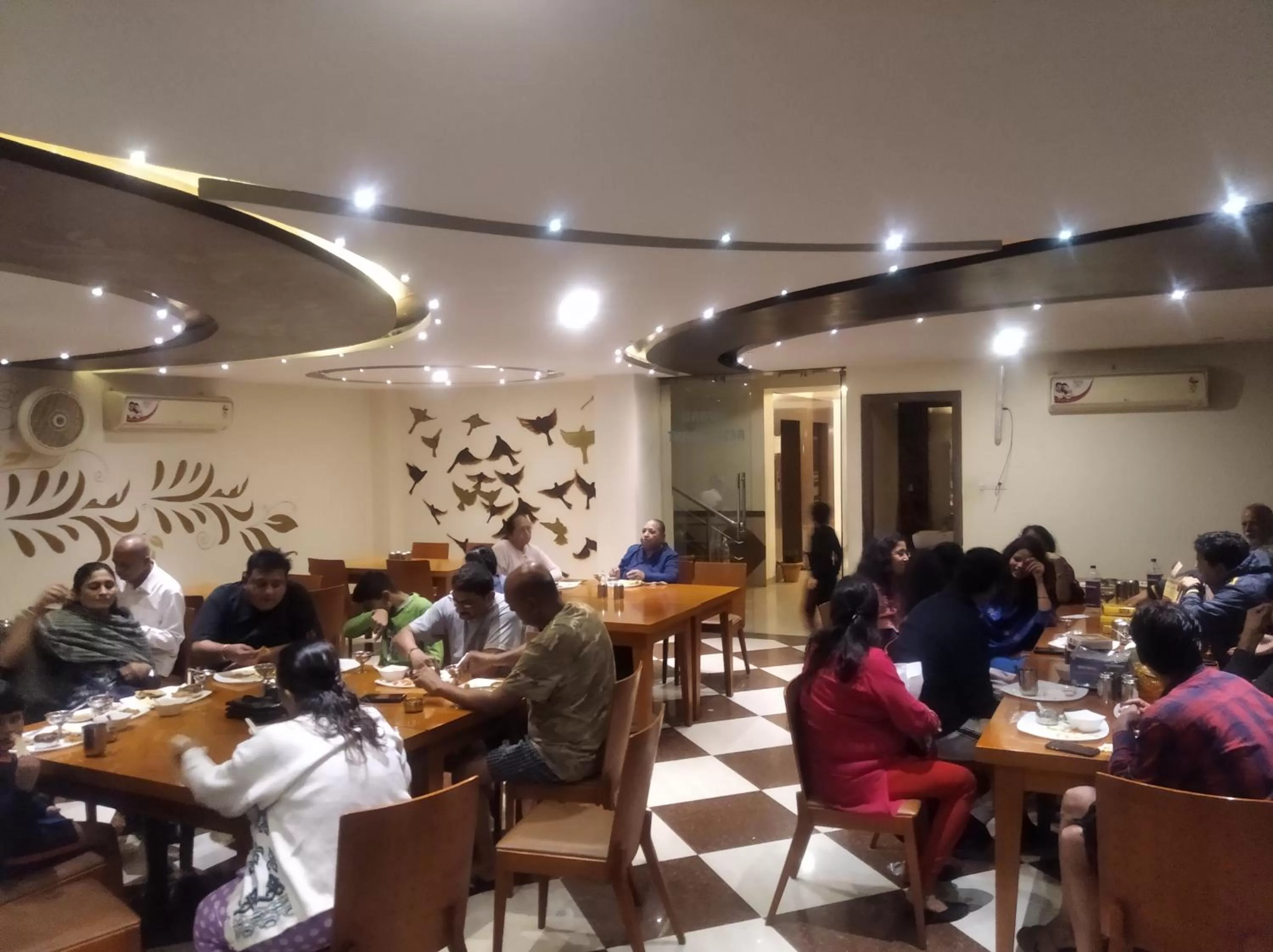 Restaurant/places to eat in Hotel Vaikunth By Adamo