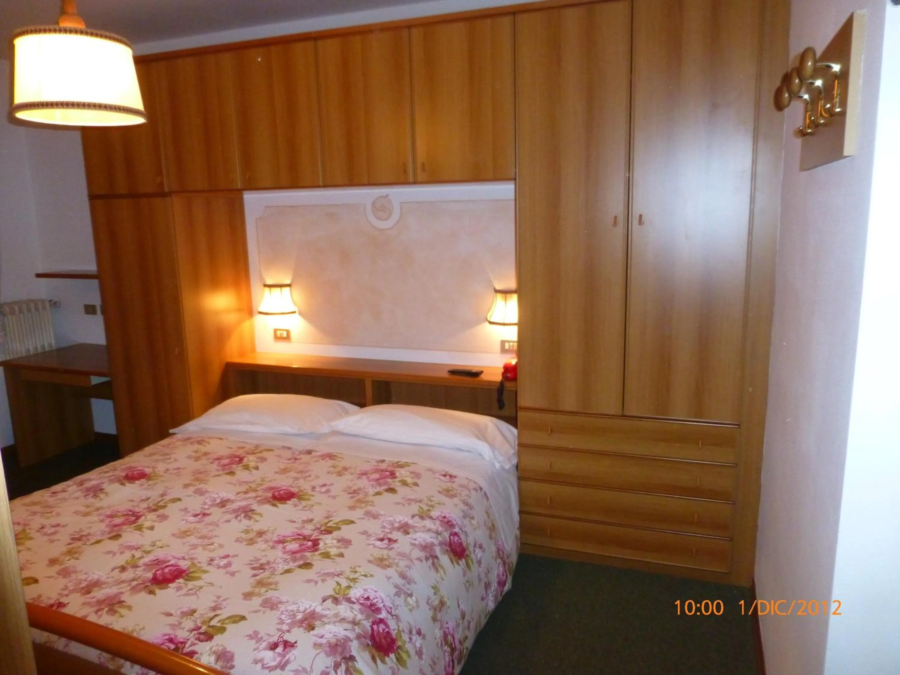 Bed in Hotel San Giovanni