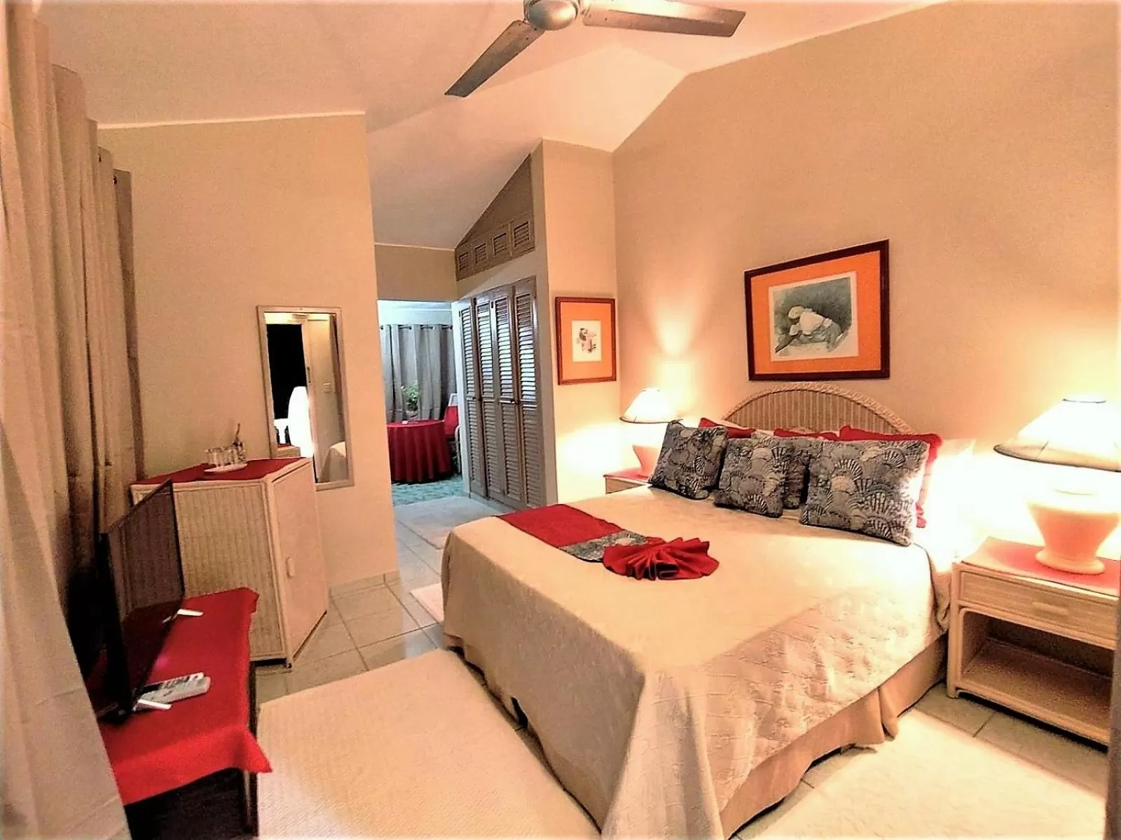 Bedroom in Hotel Coco Plaza