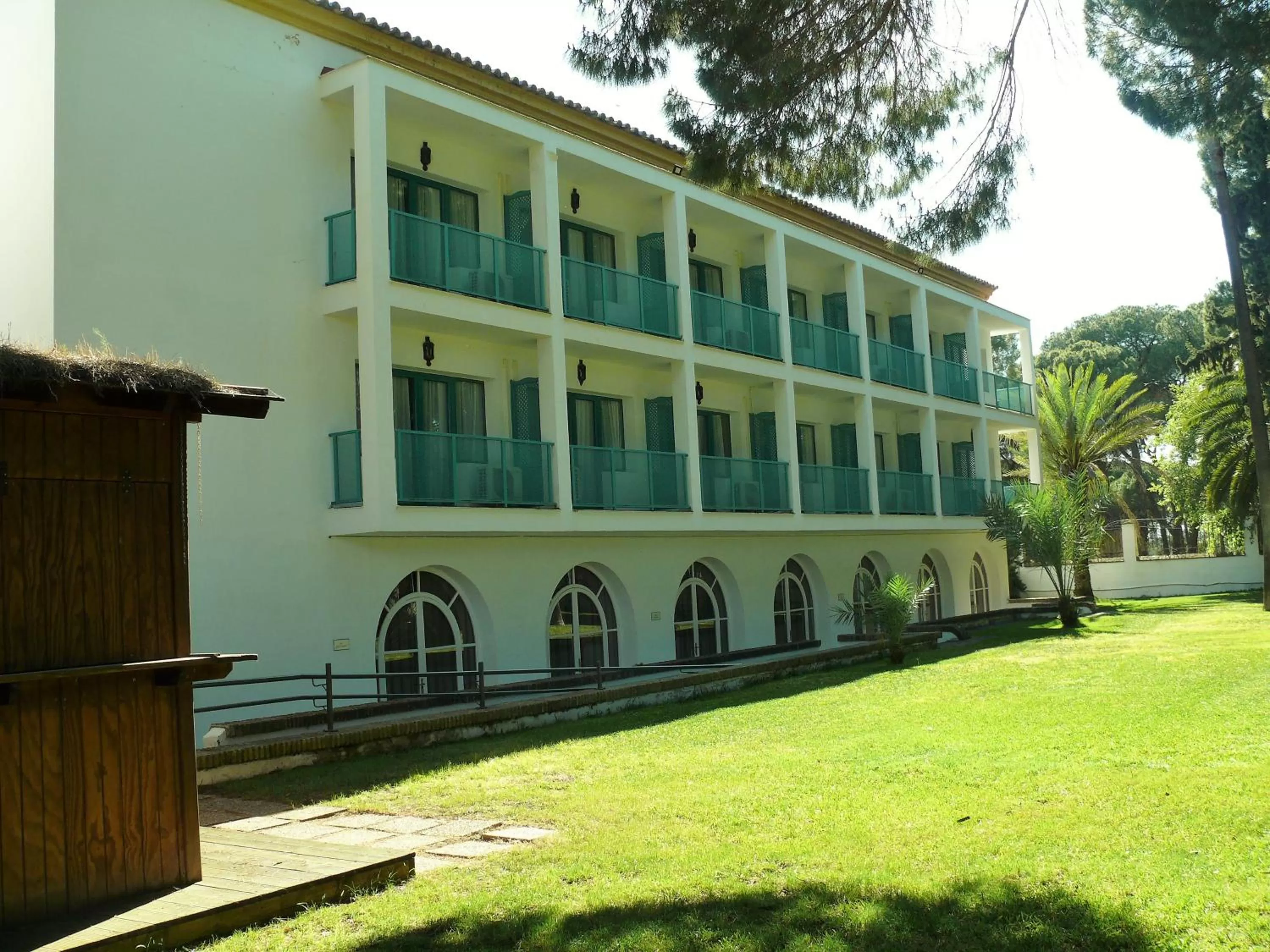 Property building in Hotel Oromana